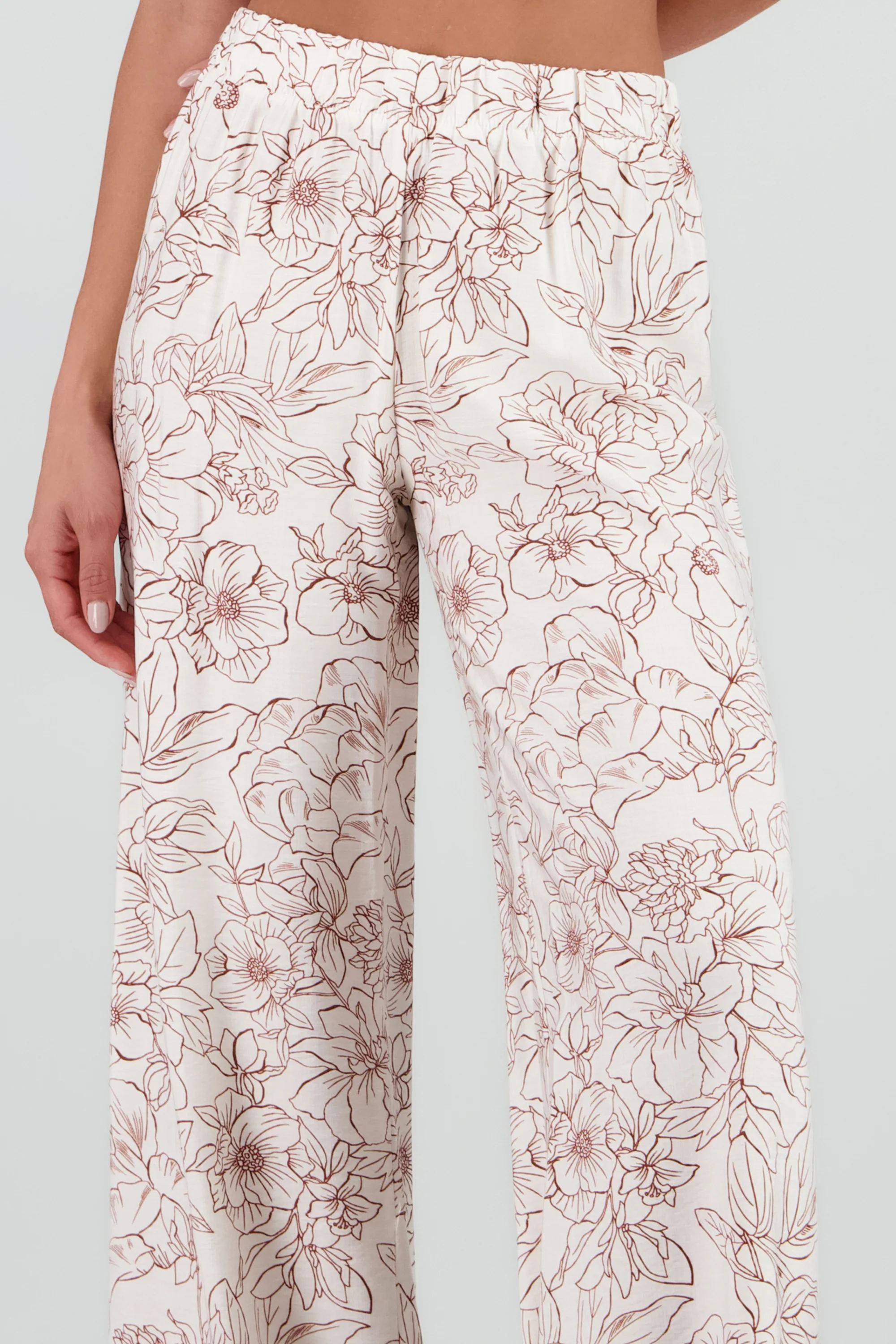 Pantalones amplio estampado flores - Image 5