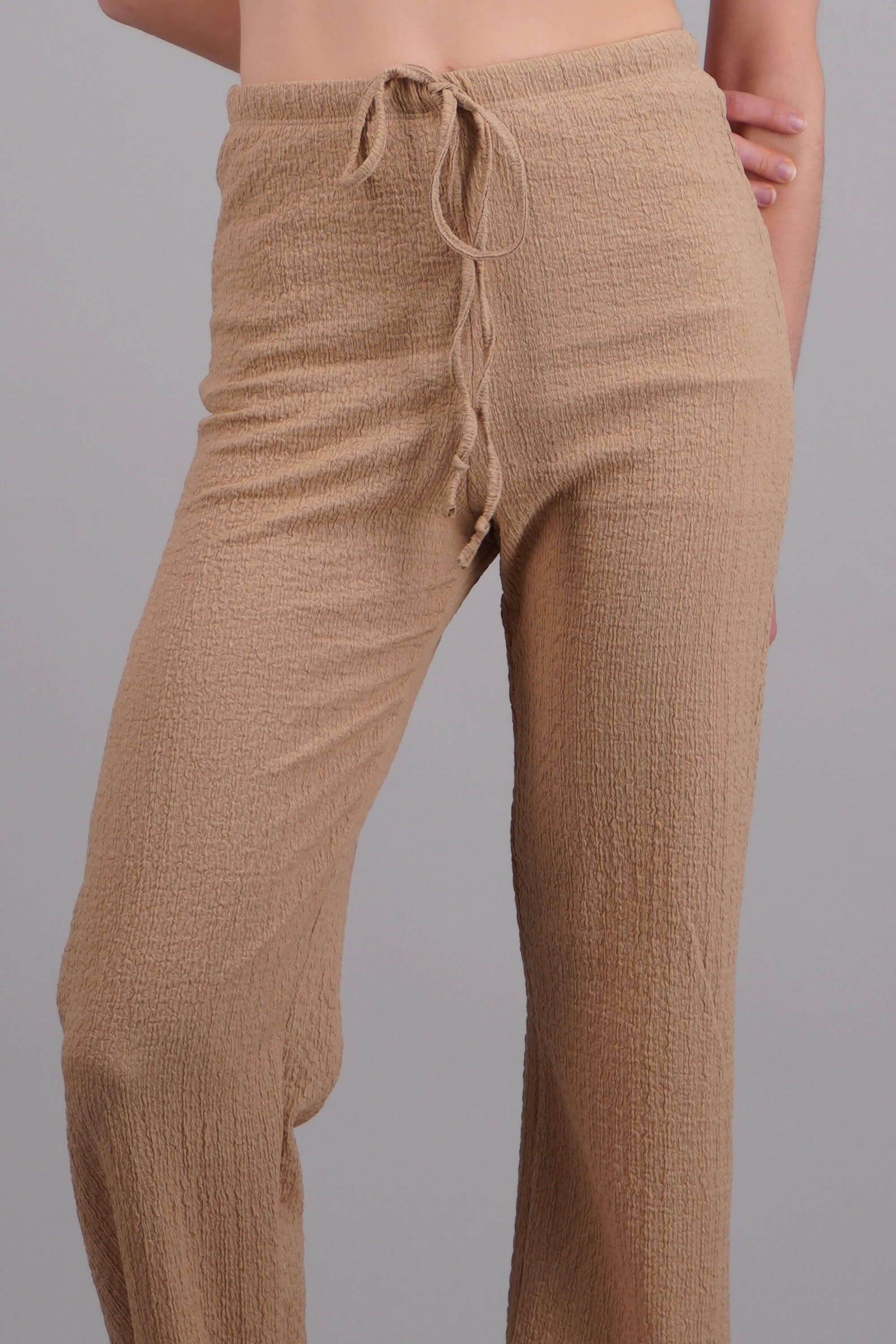 Pantalones con jaretas textura - Image 5