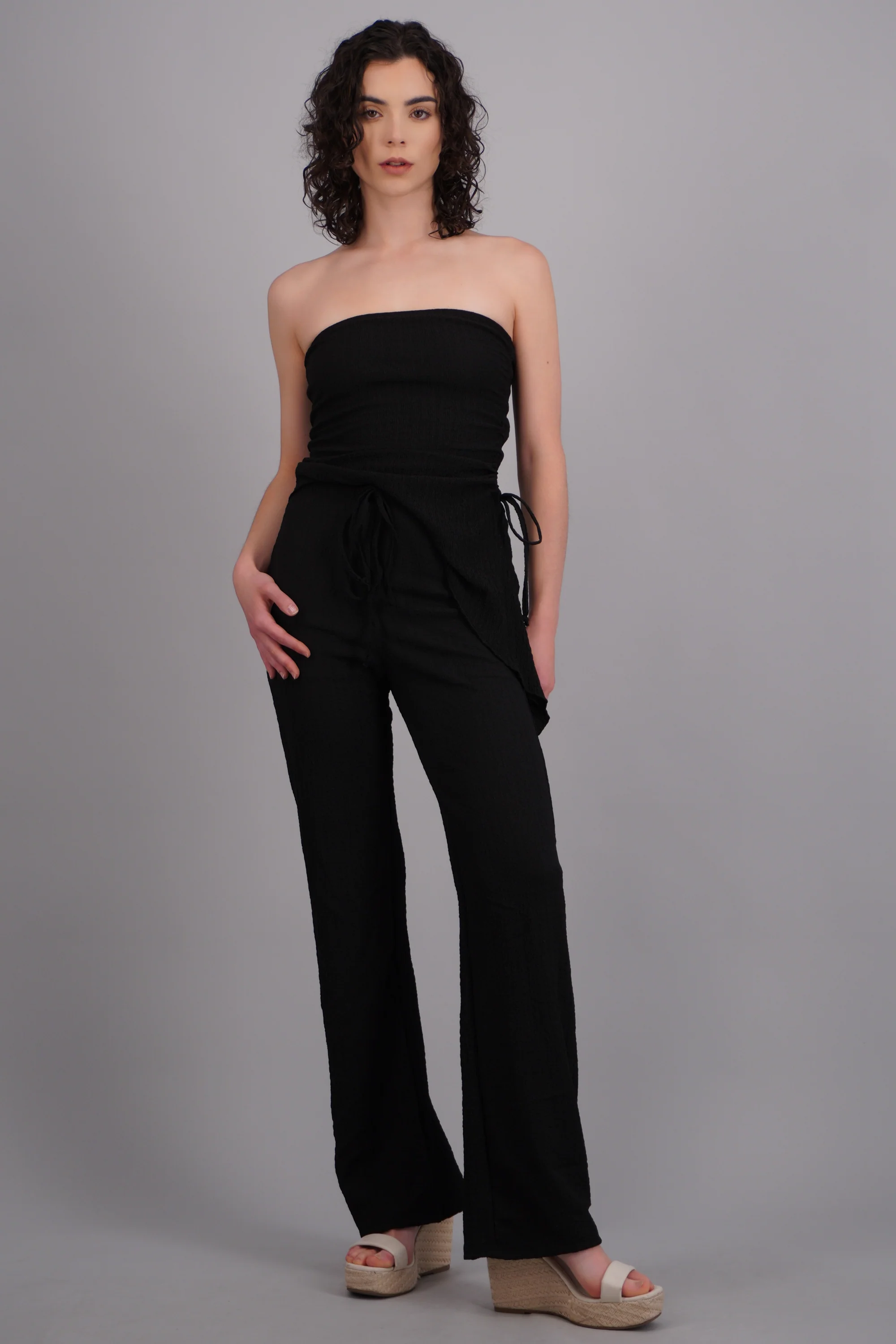 Pantalones con jaretas textura