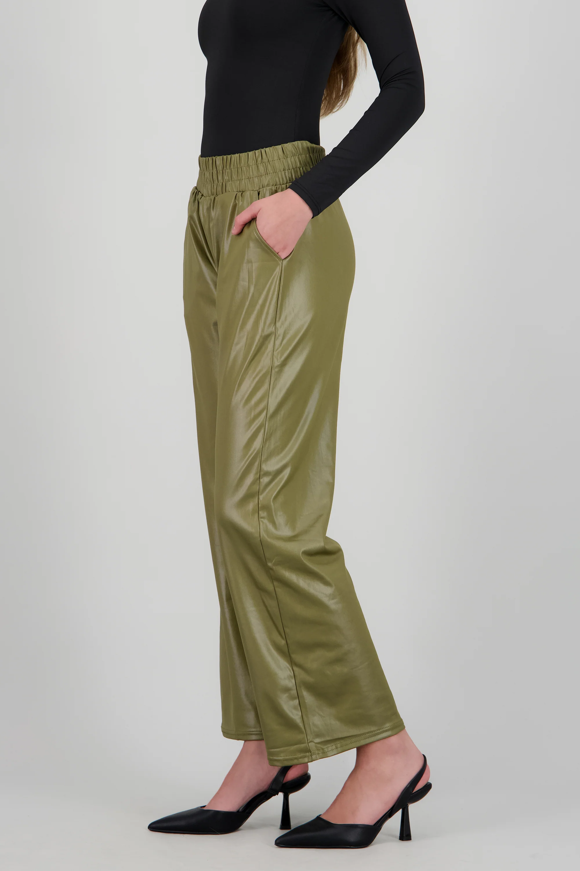 Pantalones efecto piel - Image 3