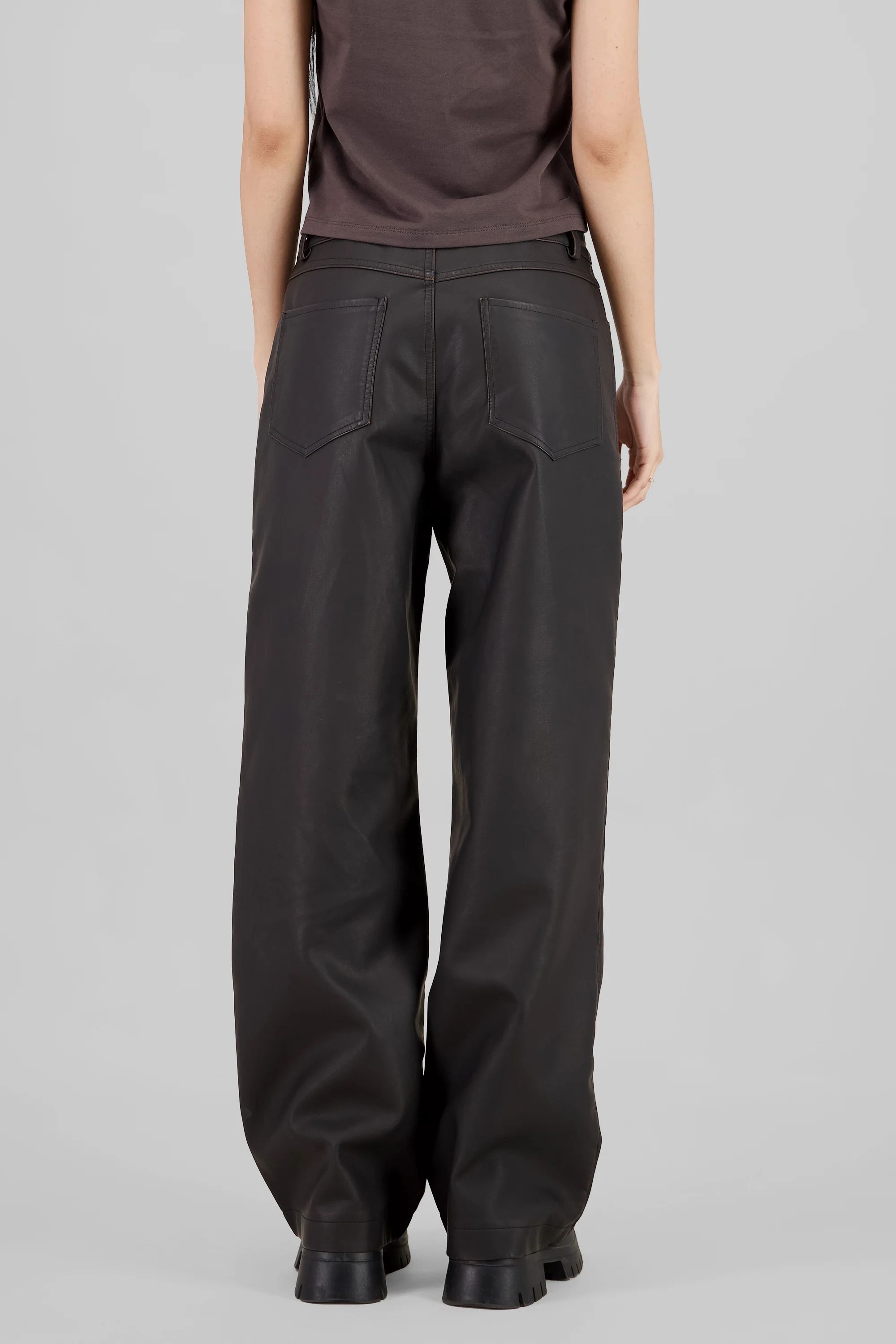 Pantalones efecto piel pierna amplia - Image 4