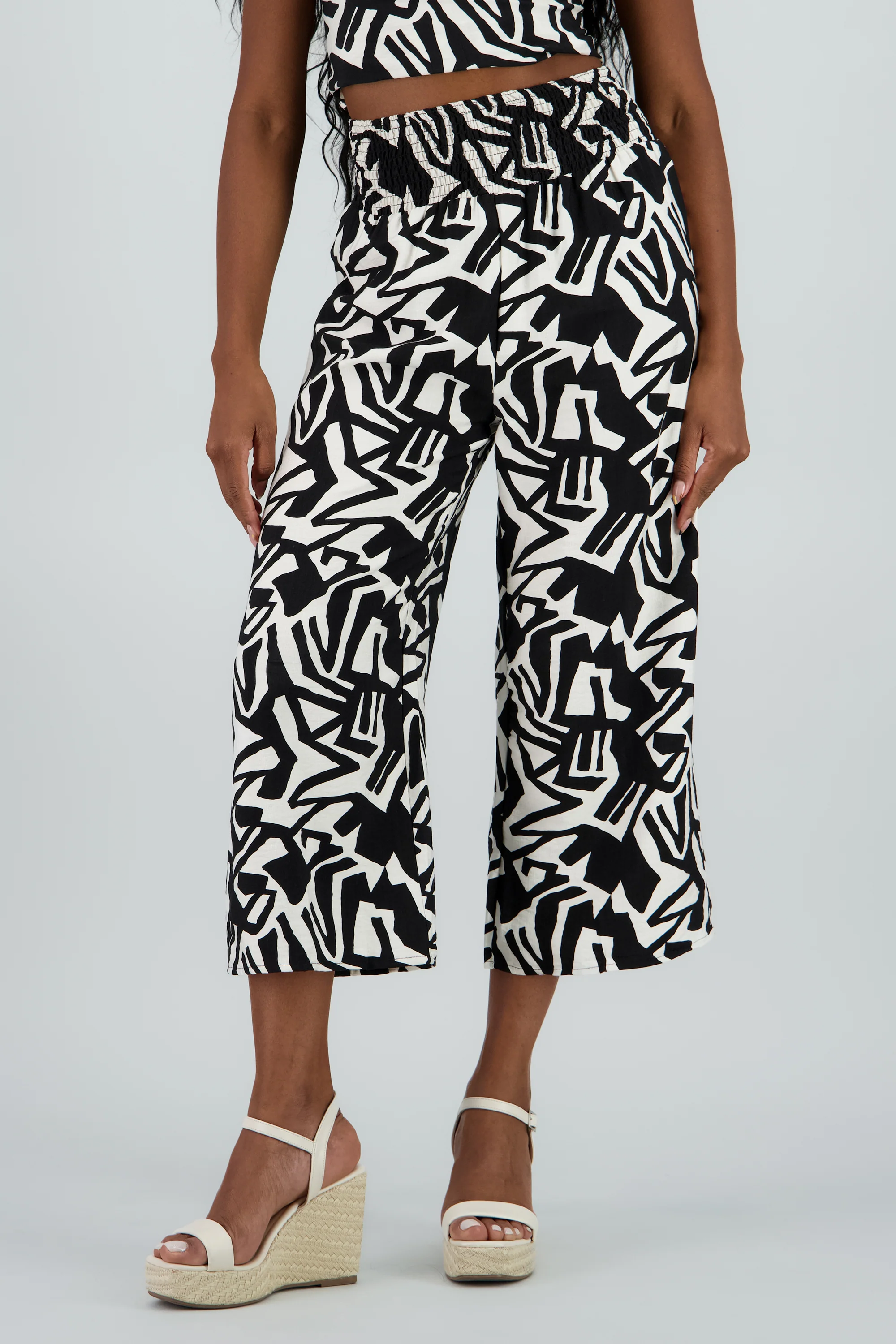 Pantalones estampados con resorte wide leg - Image 2