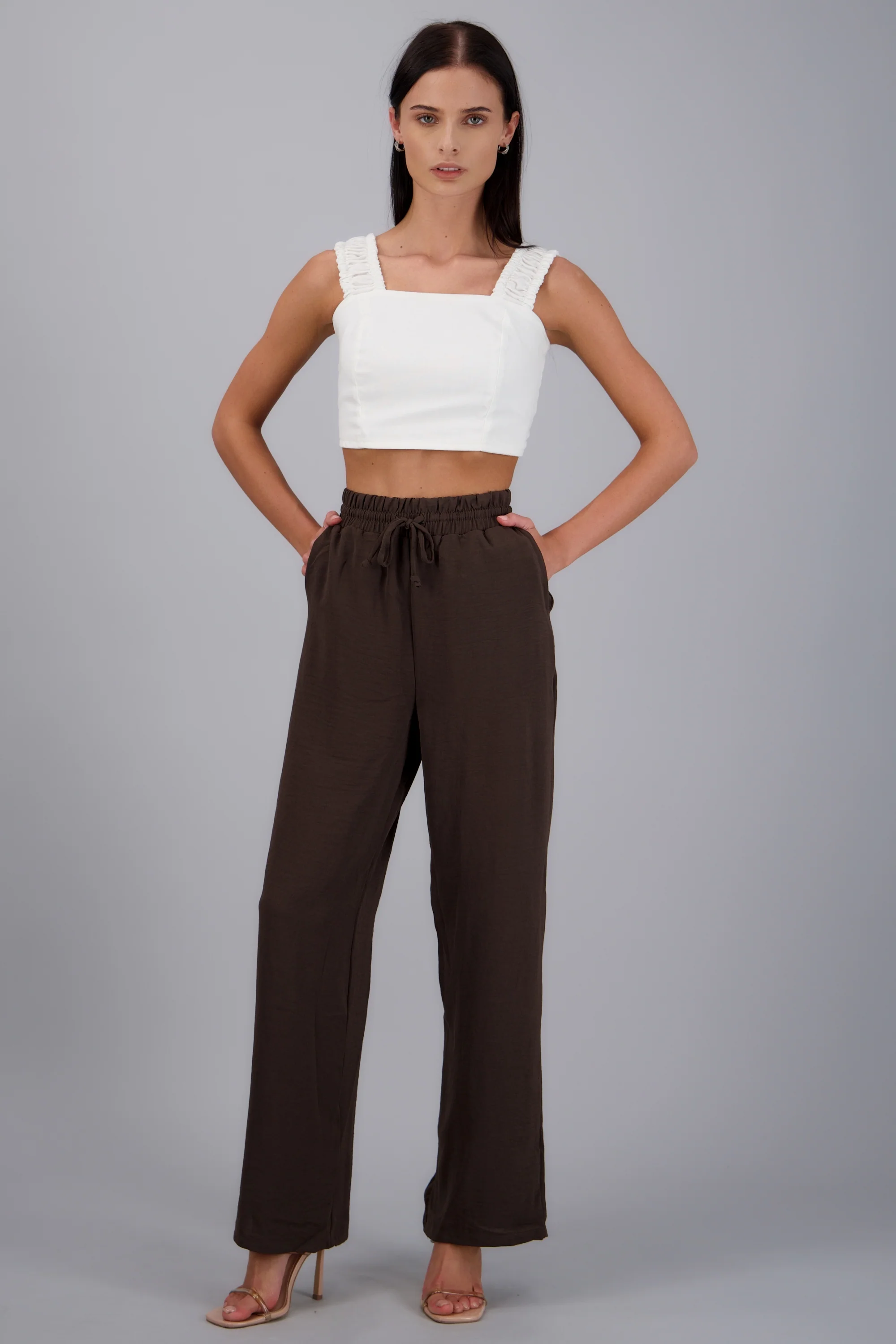 Pantalones lisos con jareta