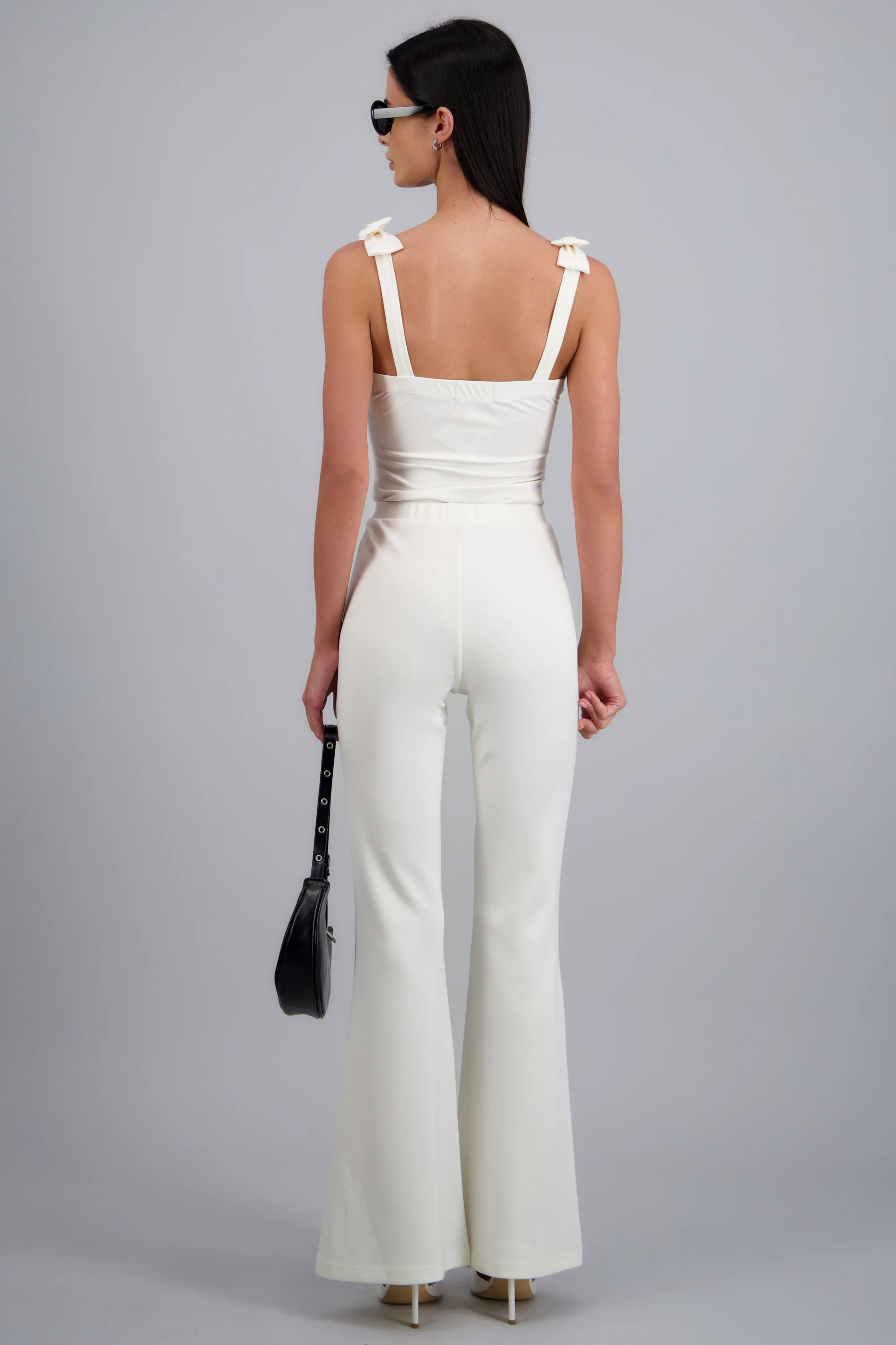 Pantalones tacto suave flare - Image 4