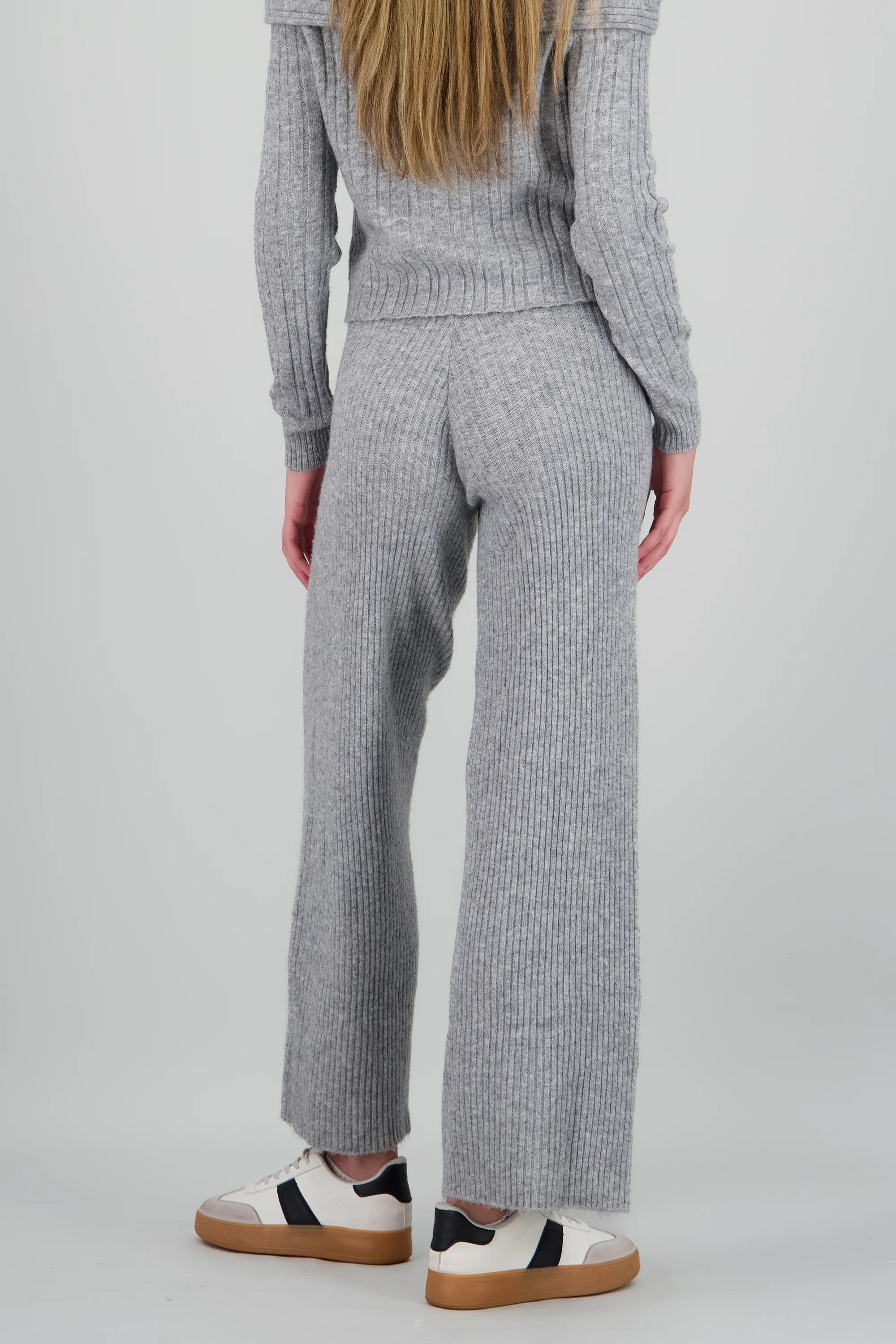 Pantalones tejidos confort fit - Image 4