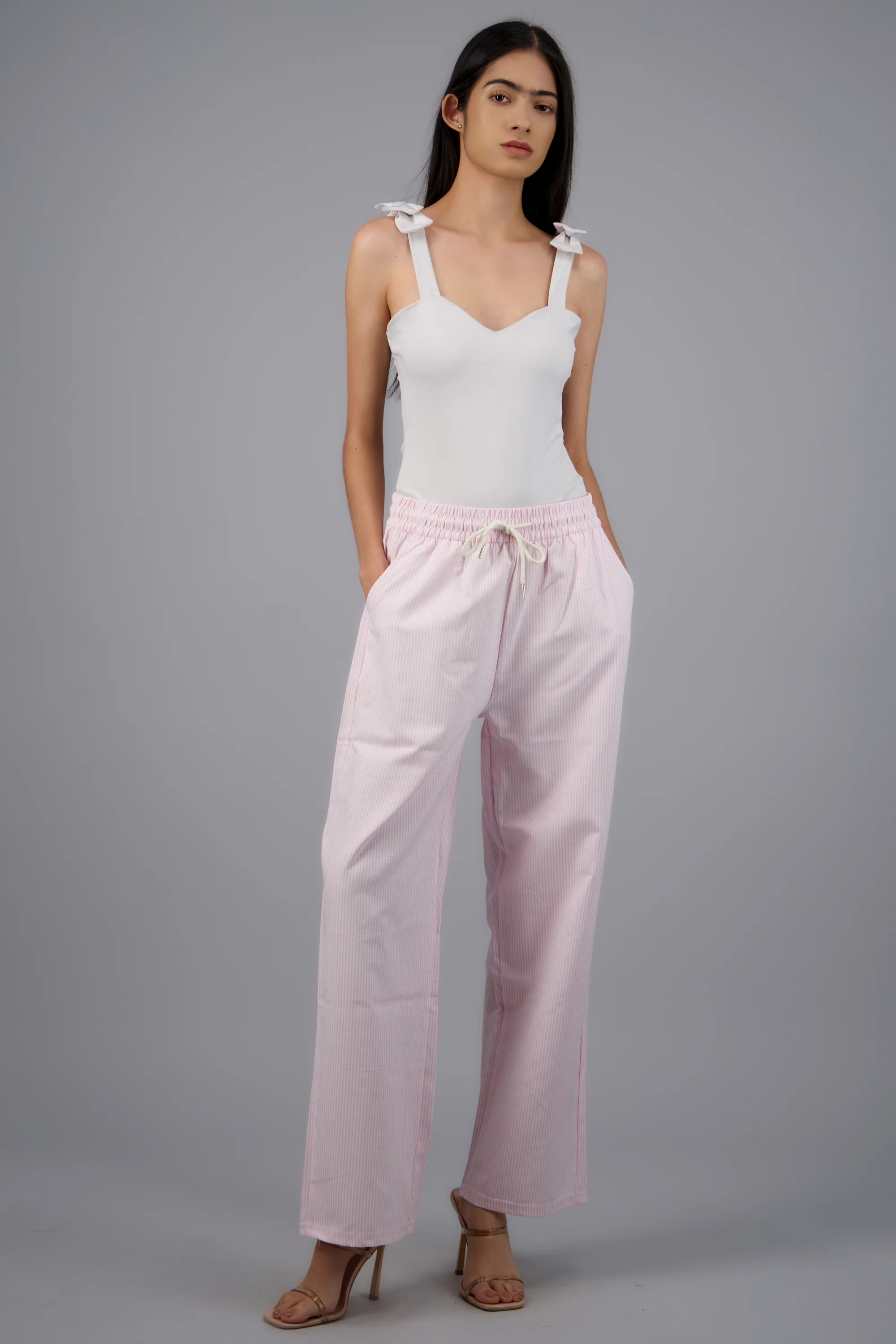 Pantalones tipo lino rayas