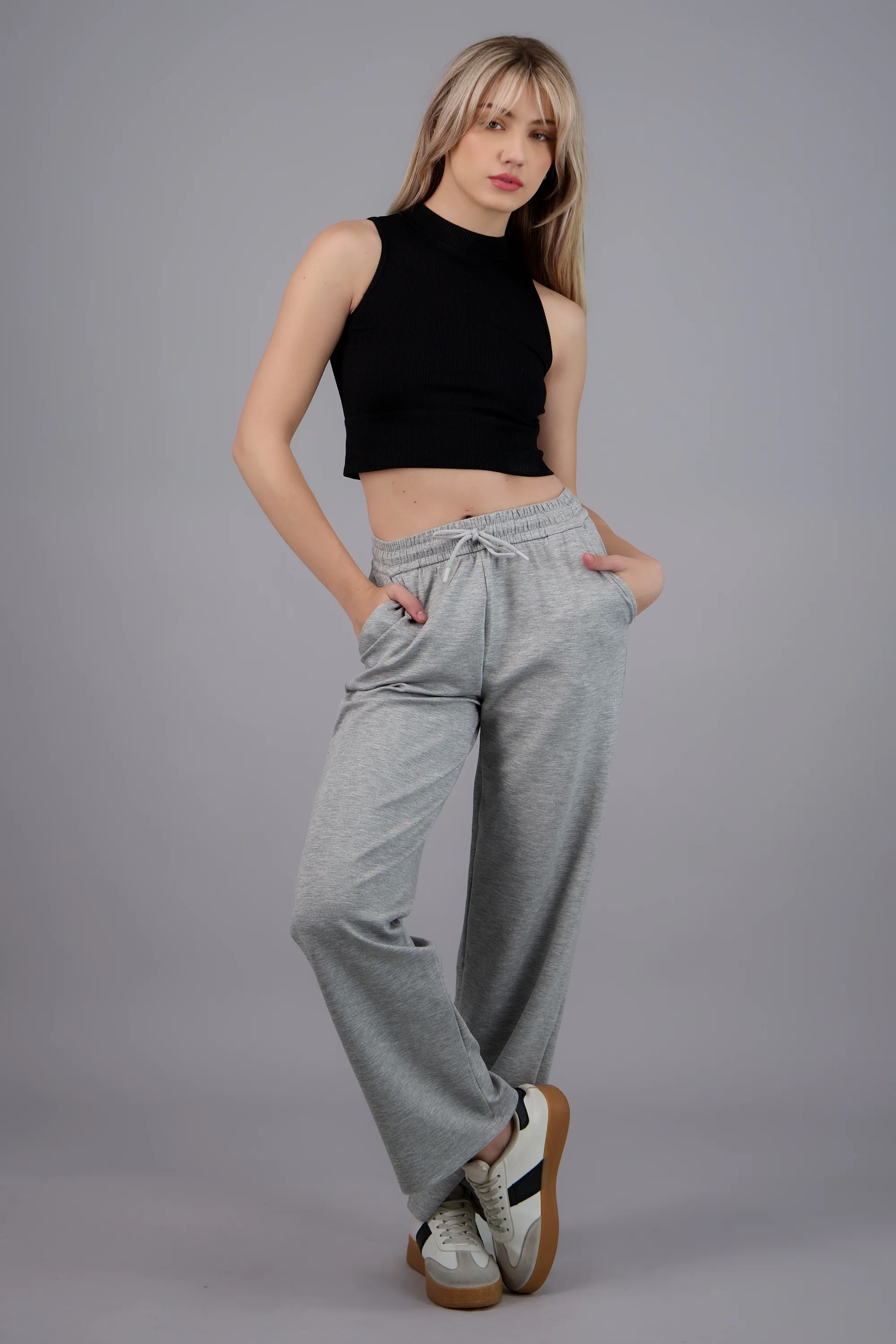 Pants lisos con bolsas - Image 4