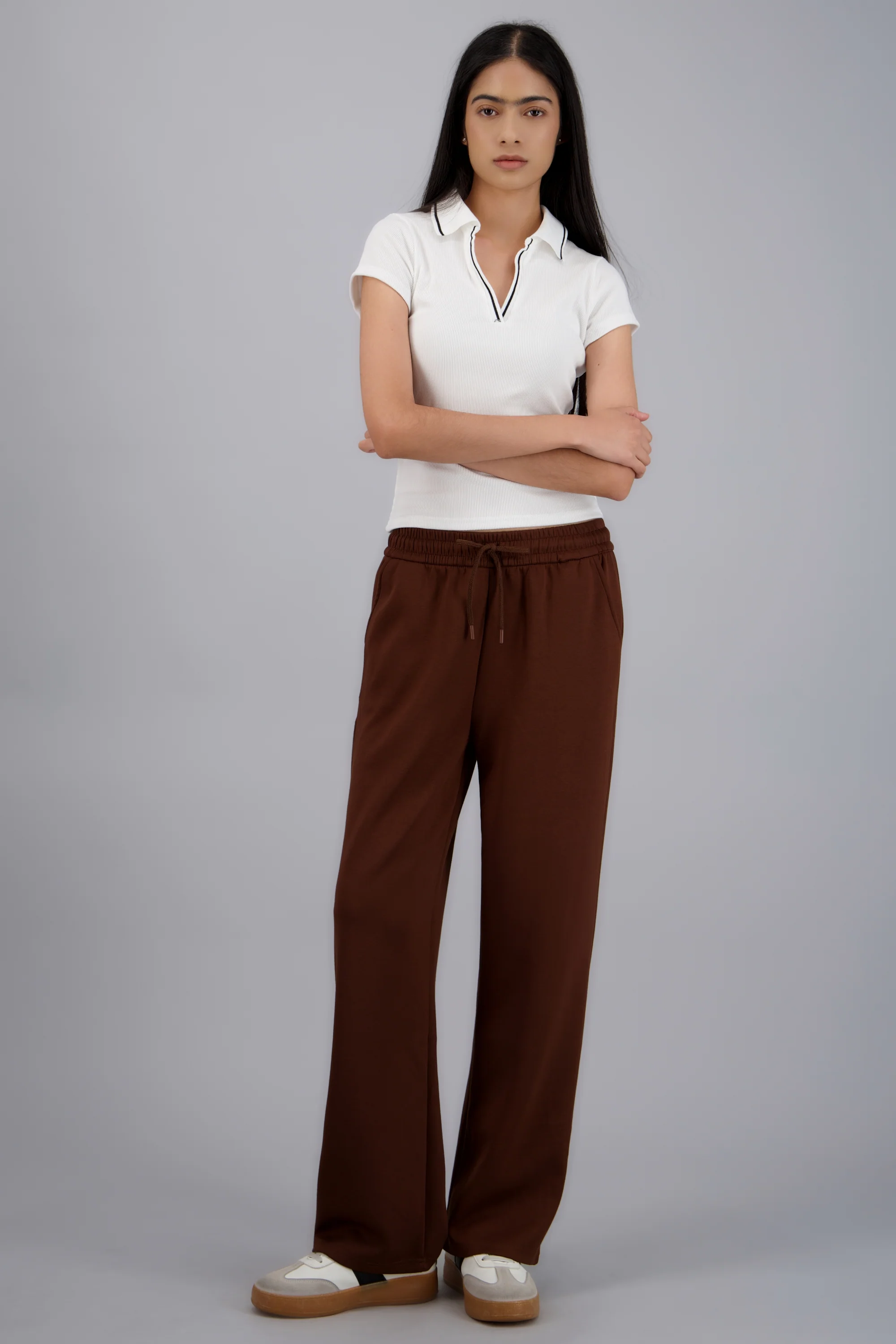 Pants lisos con bolsas