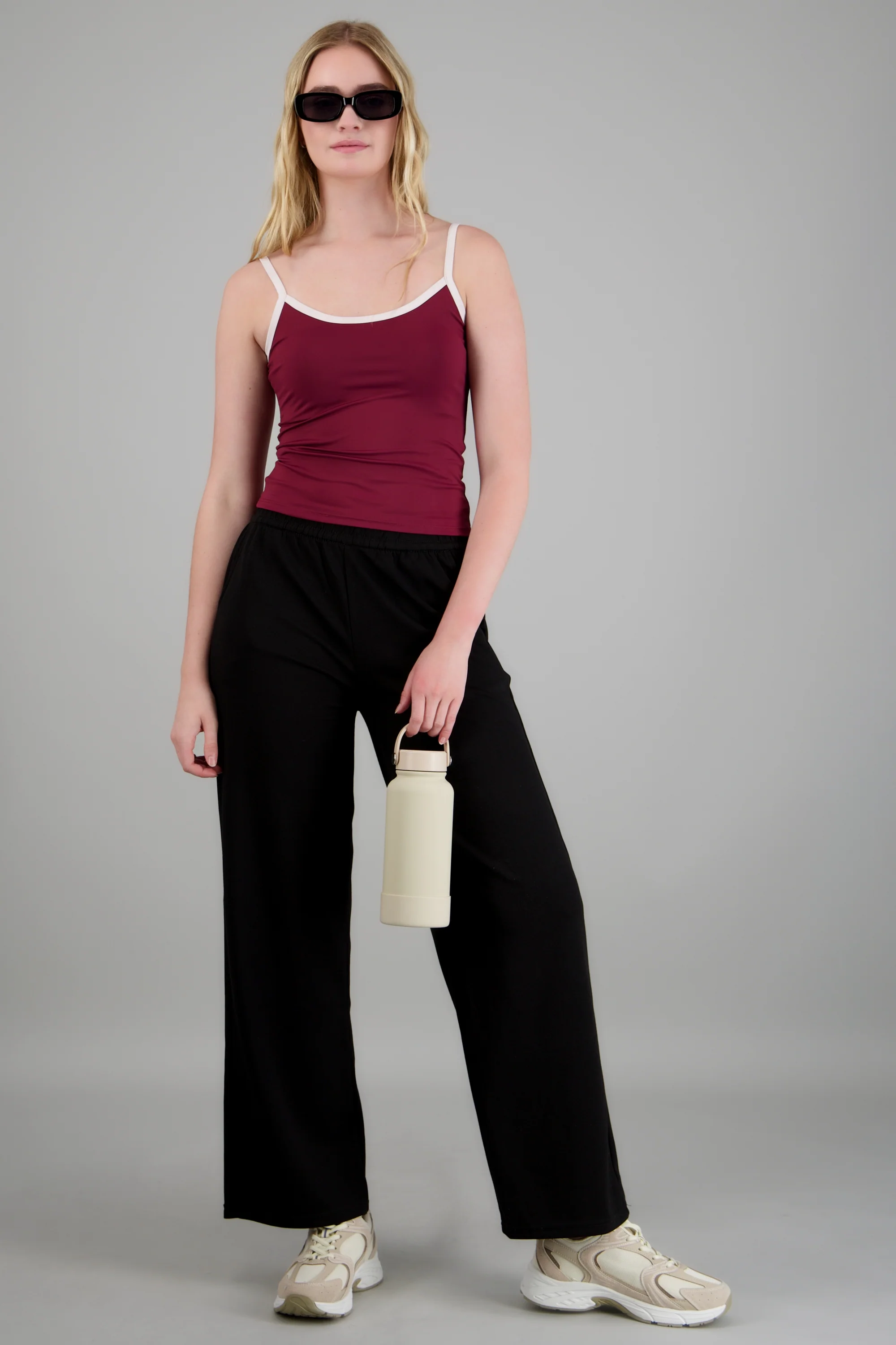 Pants lisos detalle pretina - Image 4