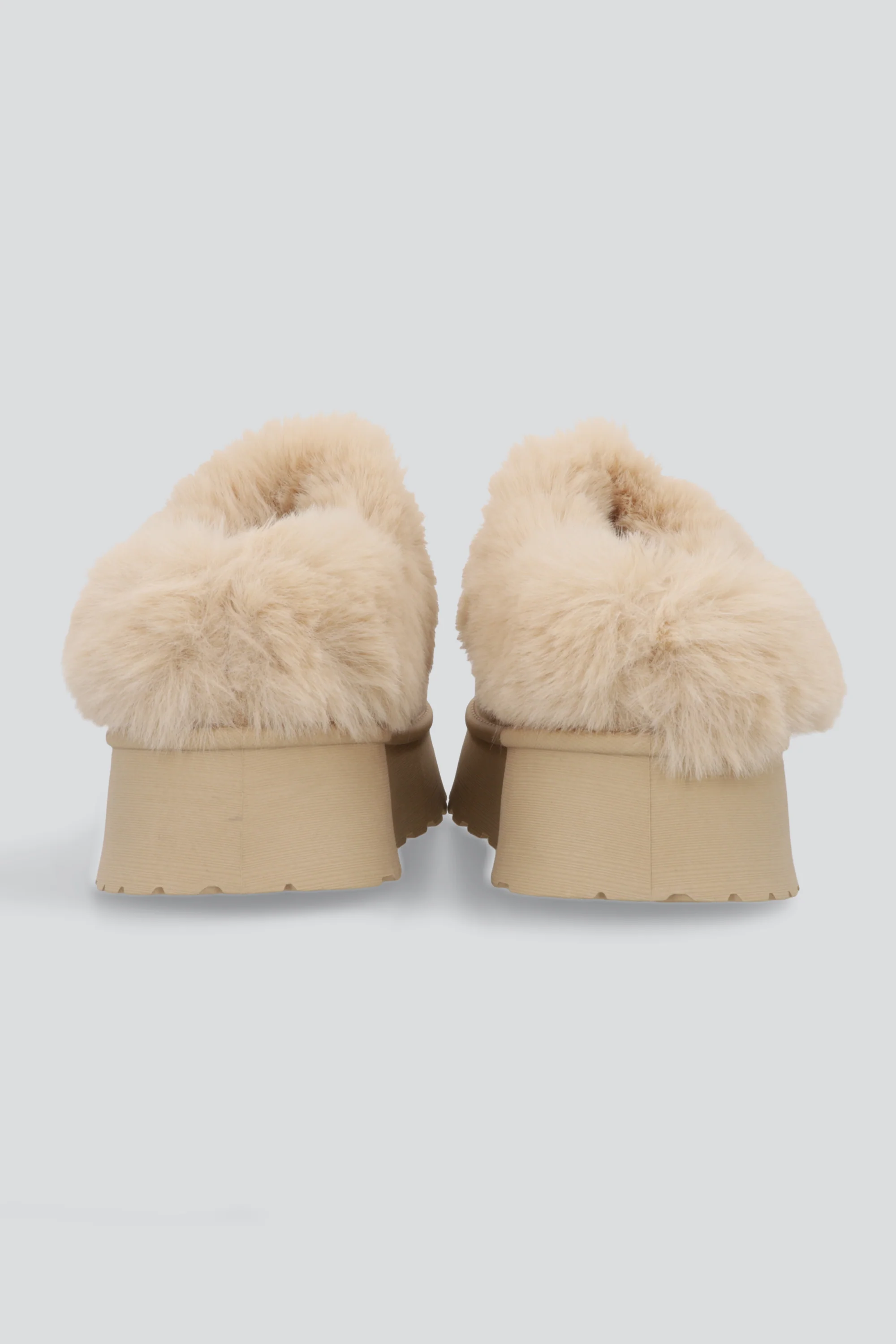 Pantufla Peluda Mula - Image 4
