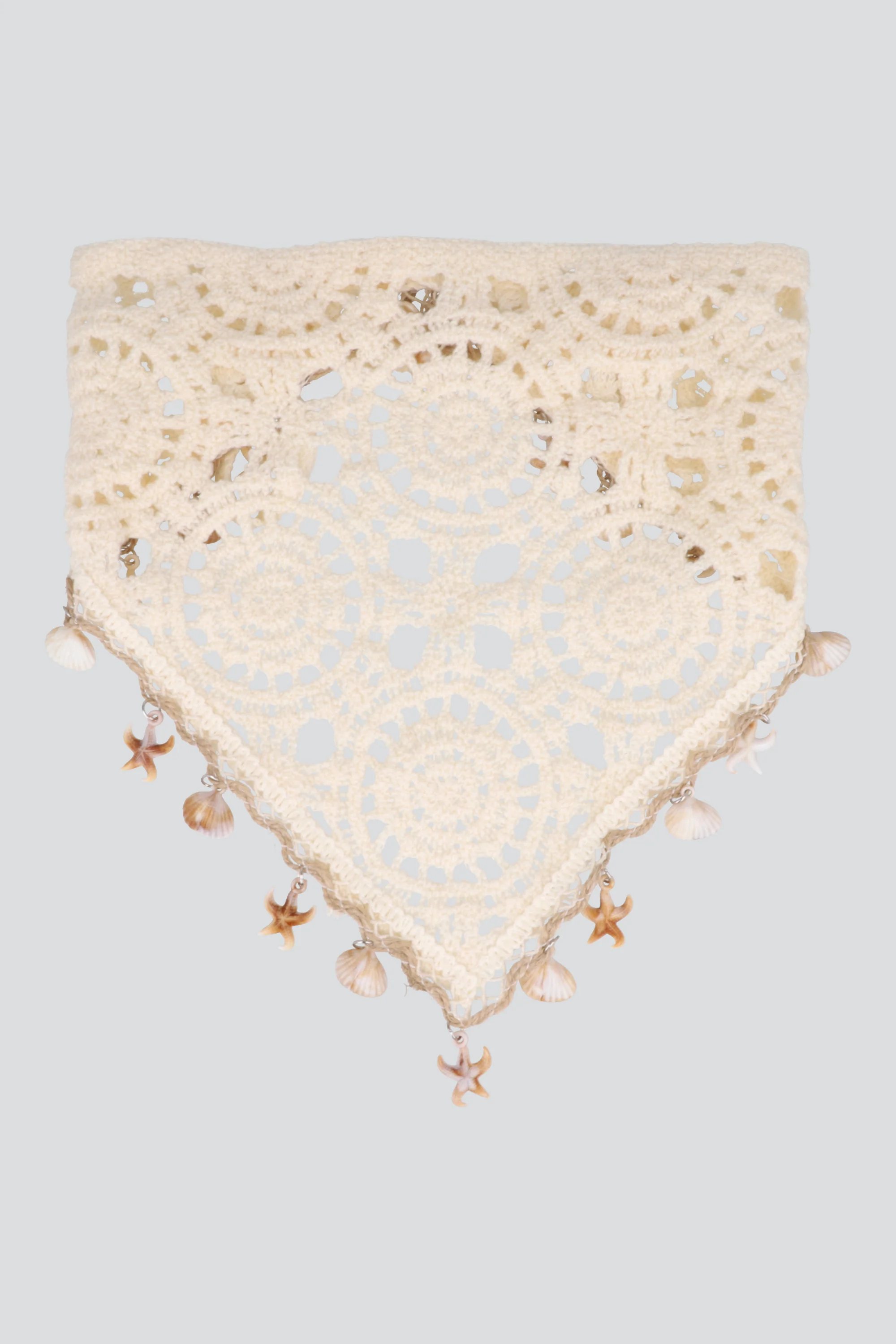 Pañuelo crochet con aplicaciones - Image 2