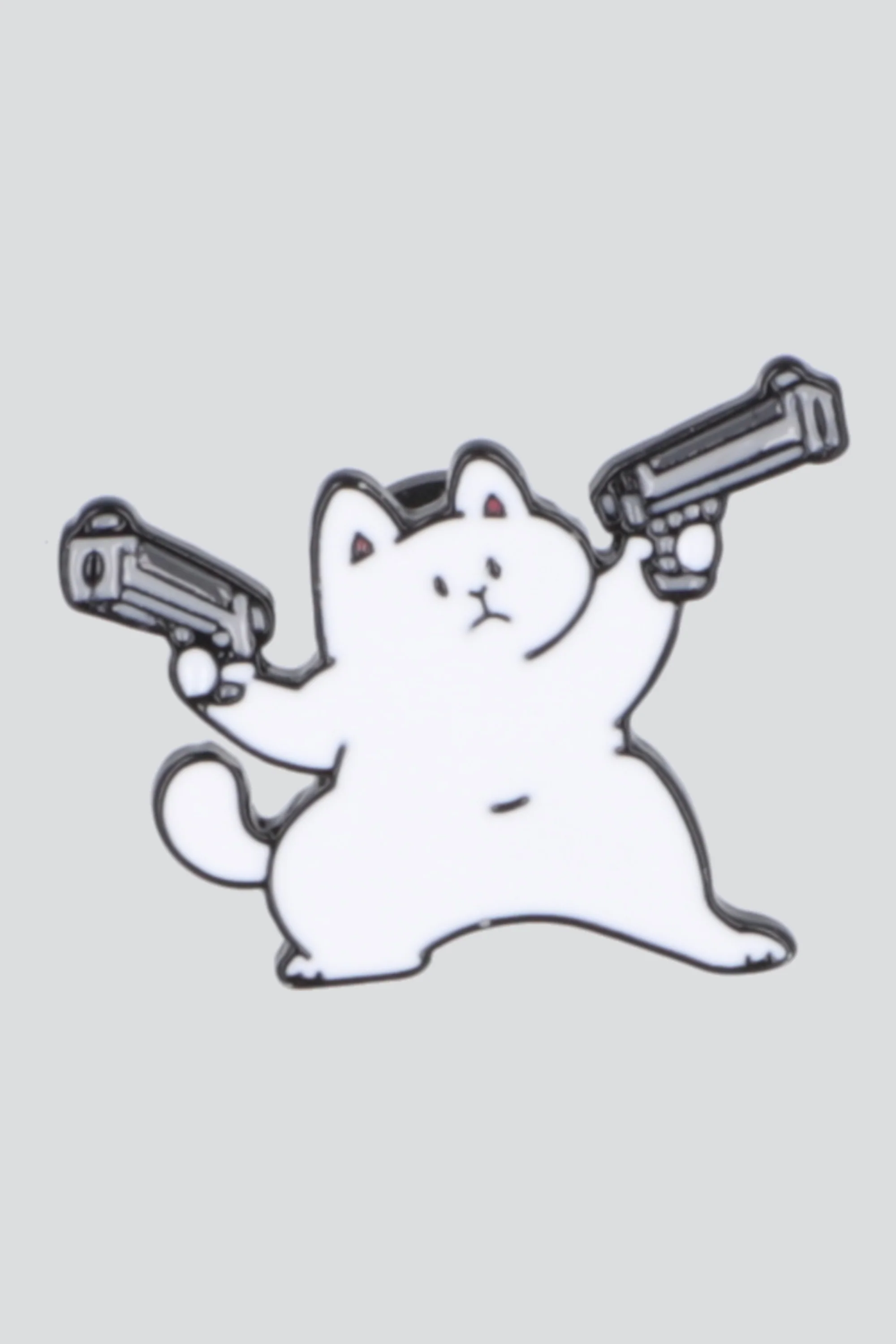 Pin gato amenazador