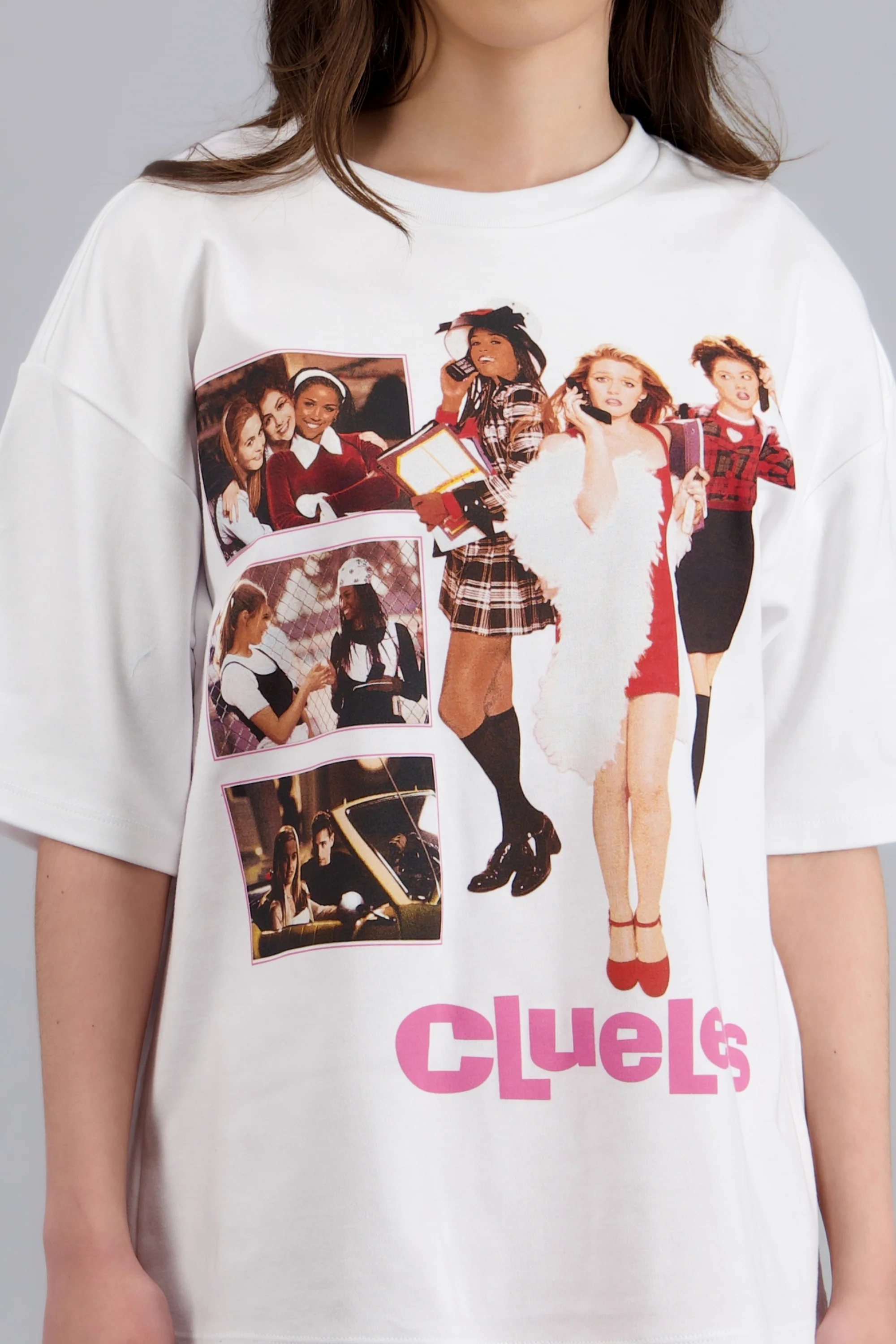 Playera clueless over manga corta - Image 5