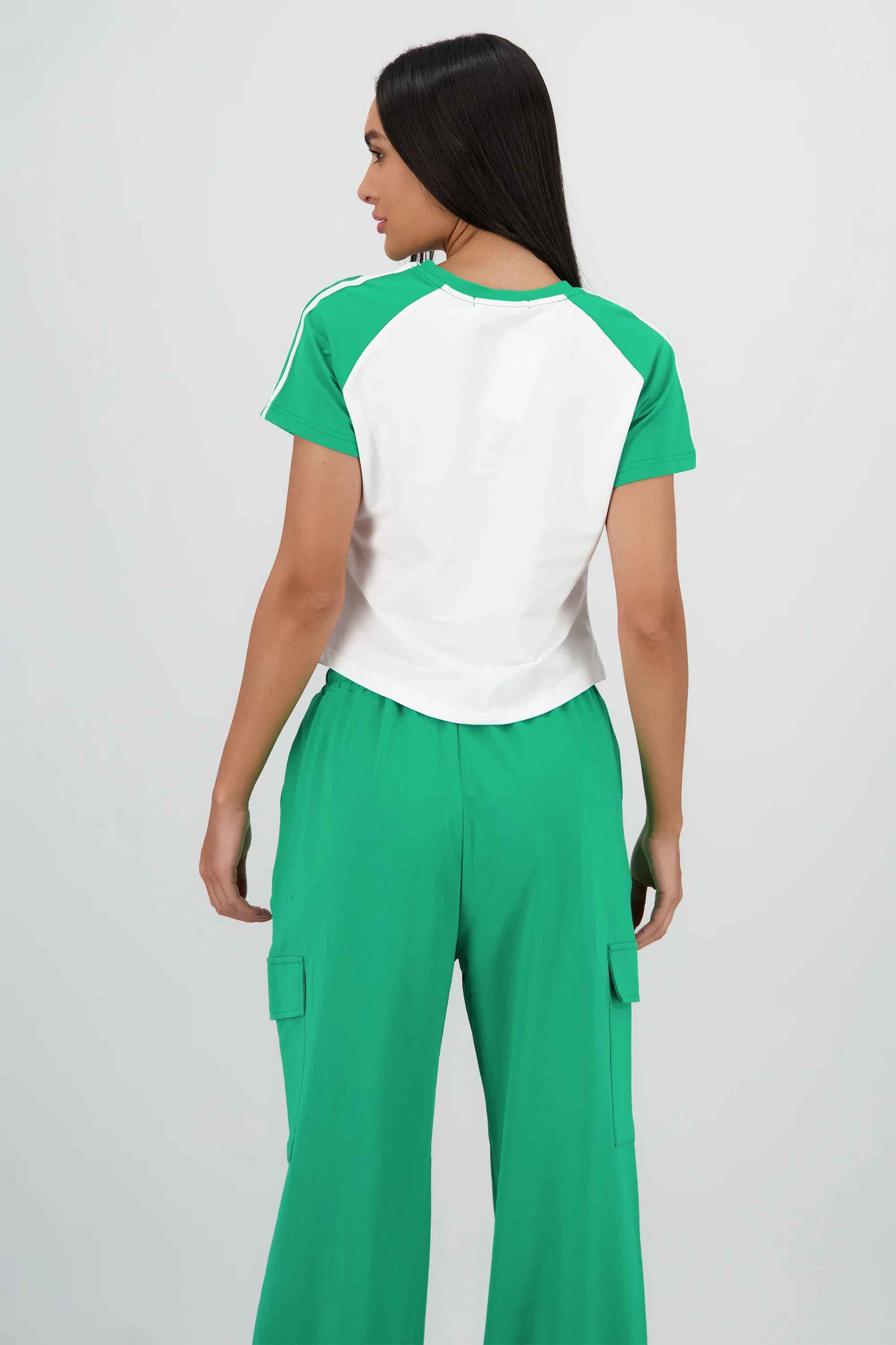 Playera crop detalle estampado contraste mangas - Image 3