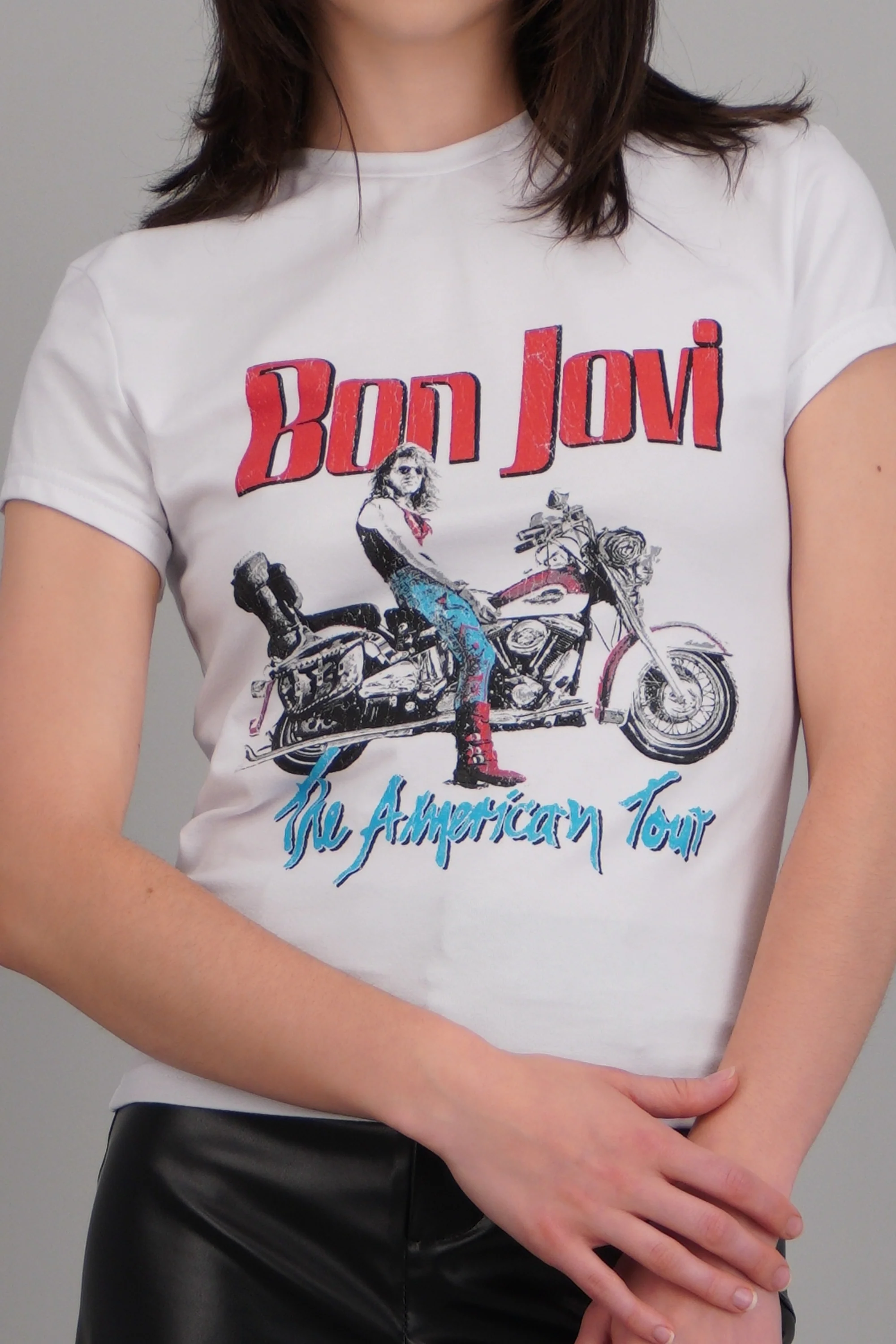 Playera Crop manga corta Bon jovi - Image 5