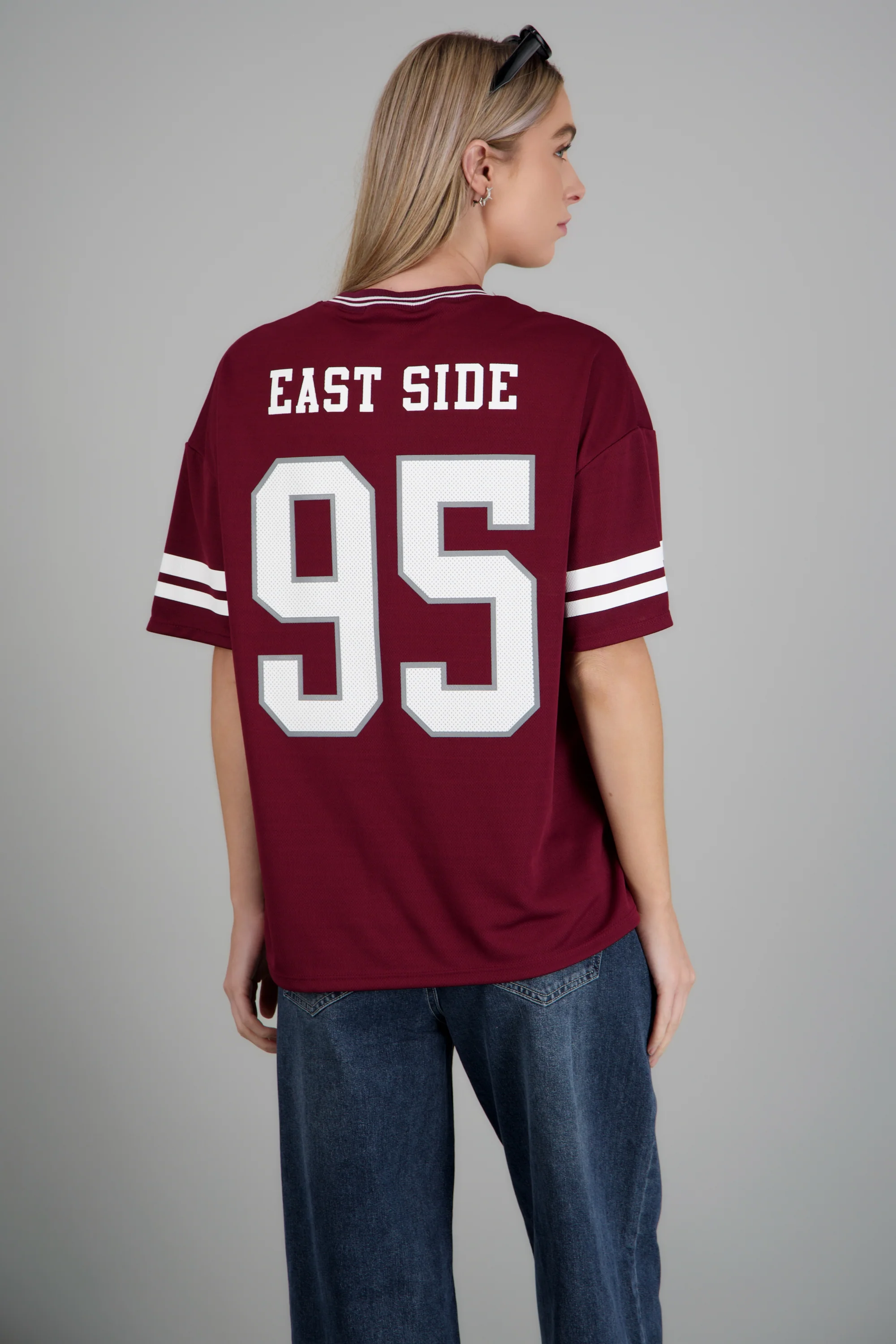 Playera deportiva estampado numeros - Image 4