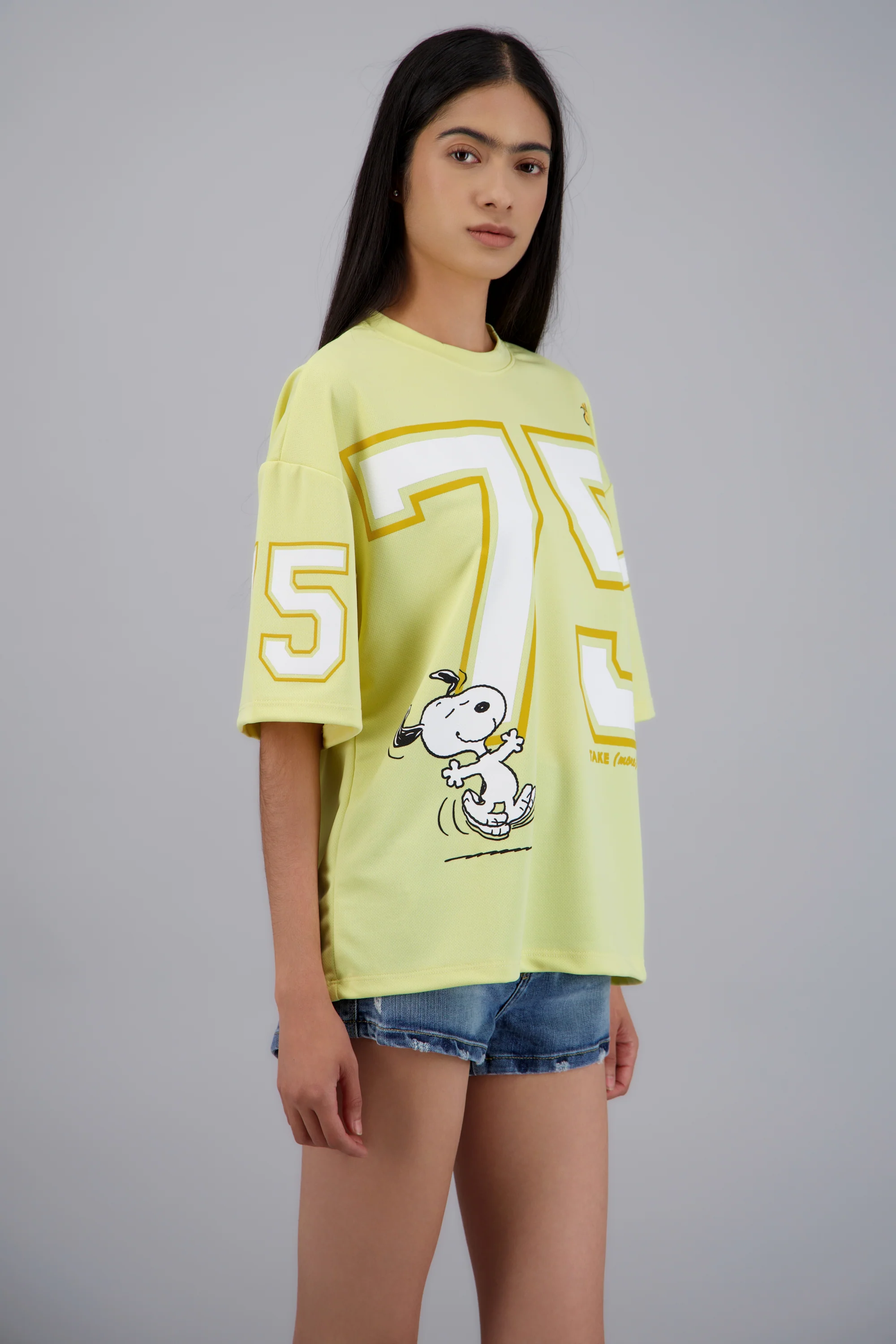 Playera deportiva Snoopy - Image 2