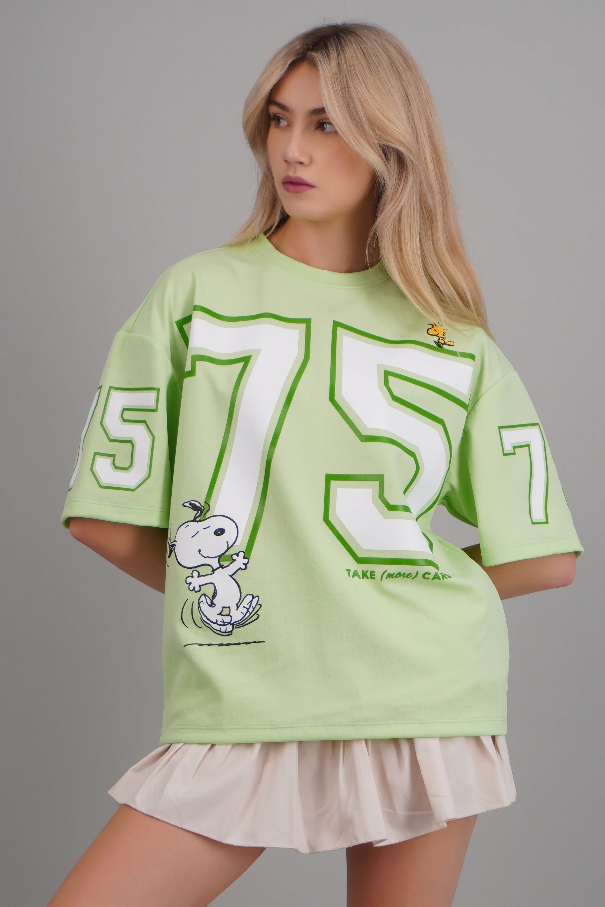 Playera deportiva Snoopy - Image 3