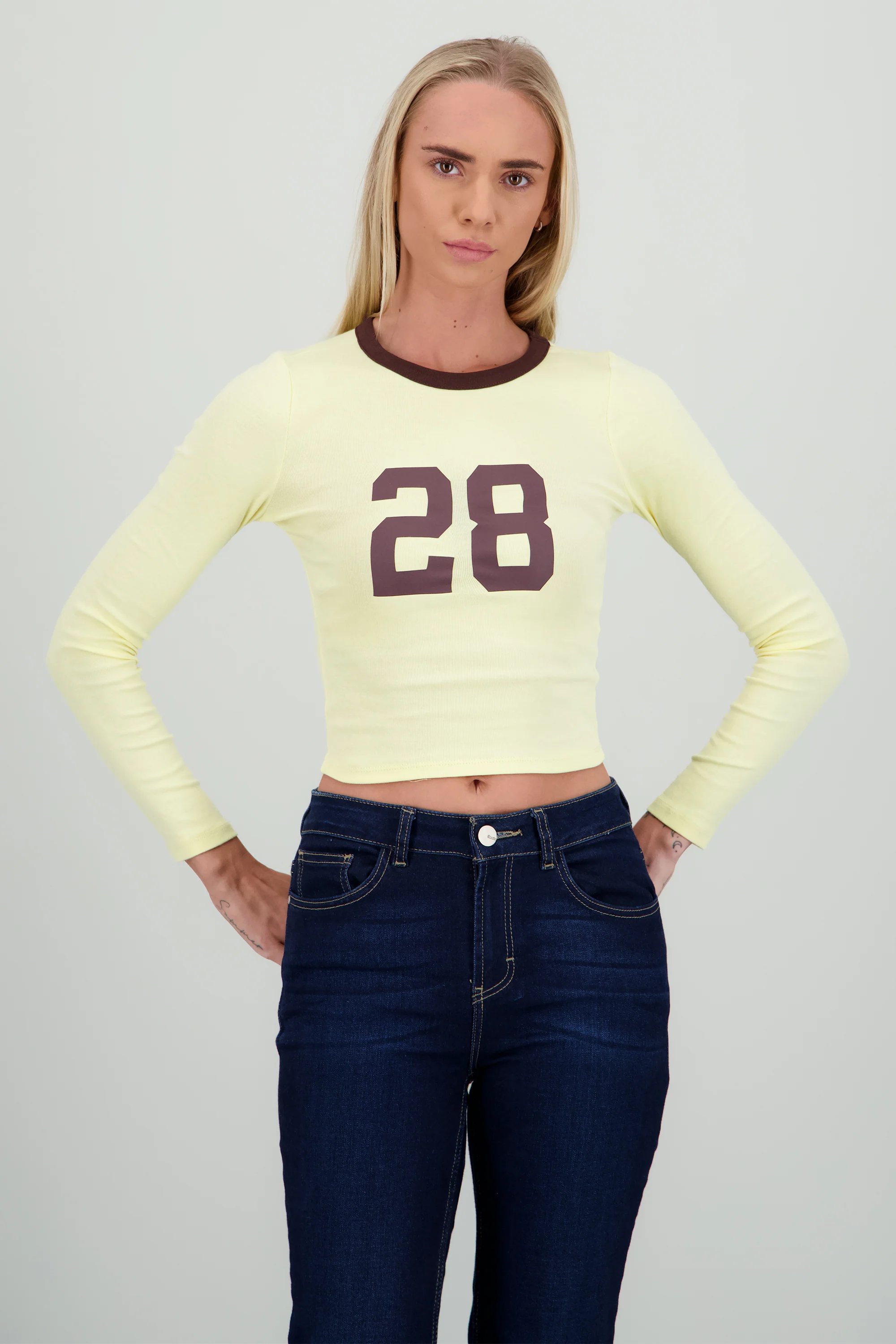 Playera estampado numero - Image 2