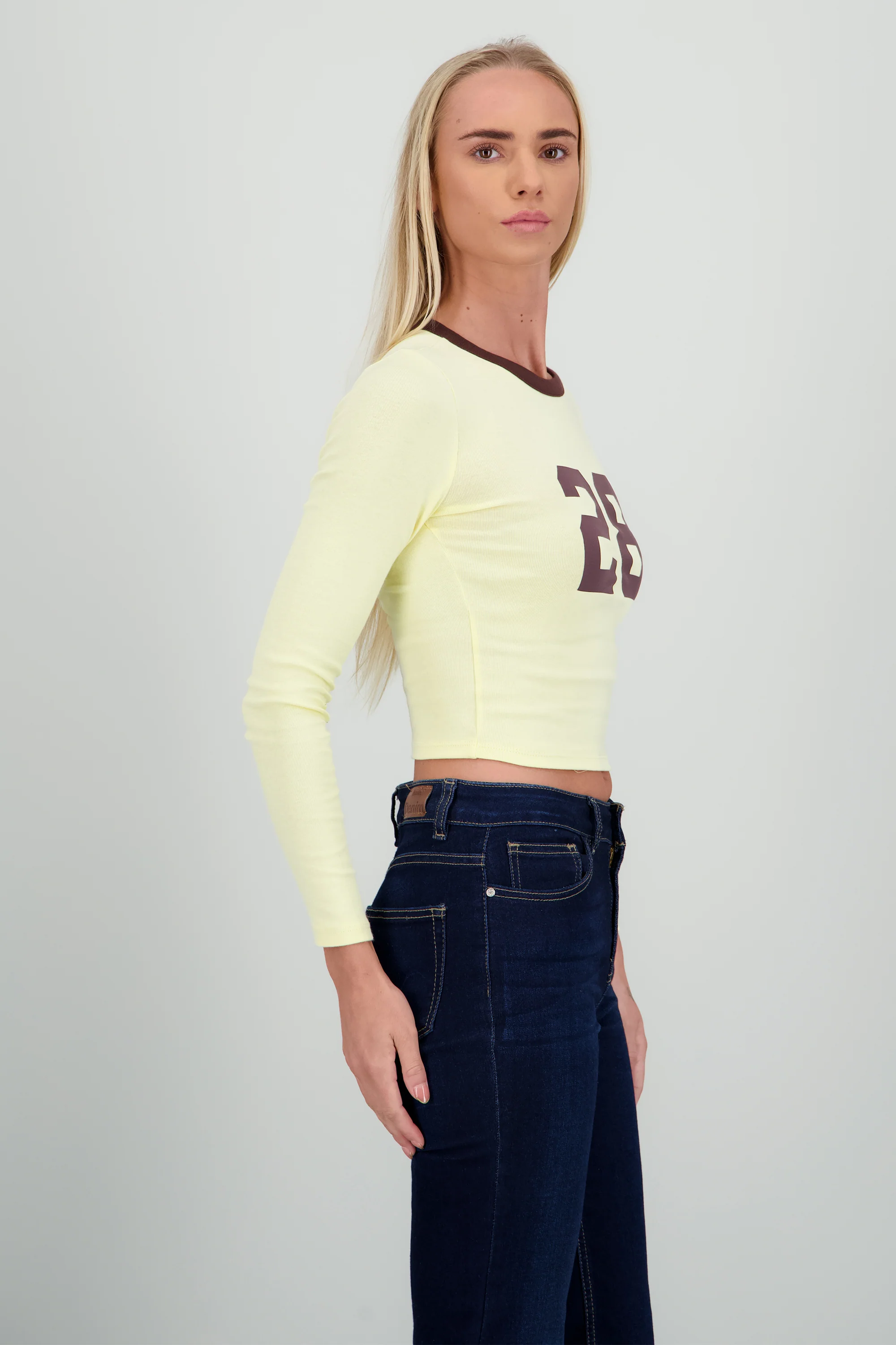 Playera estampado numero - Image 3