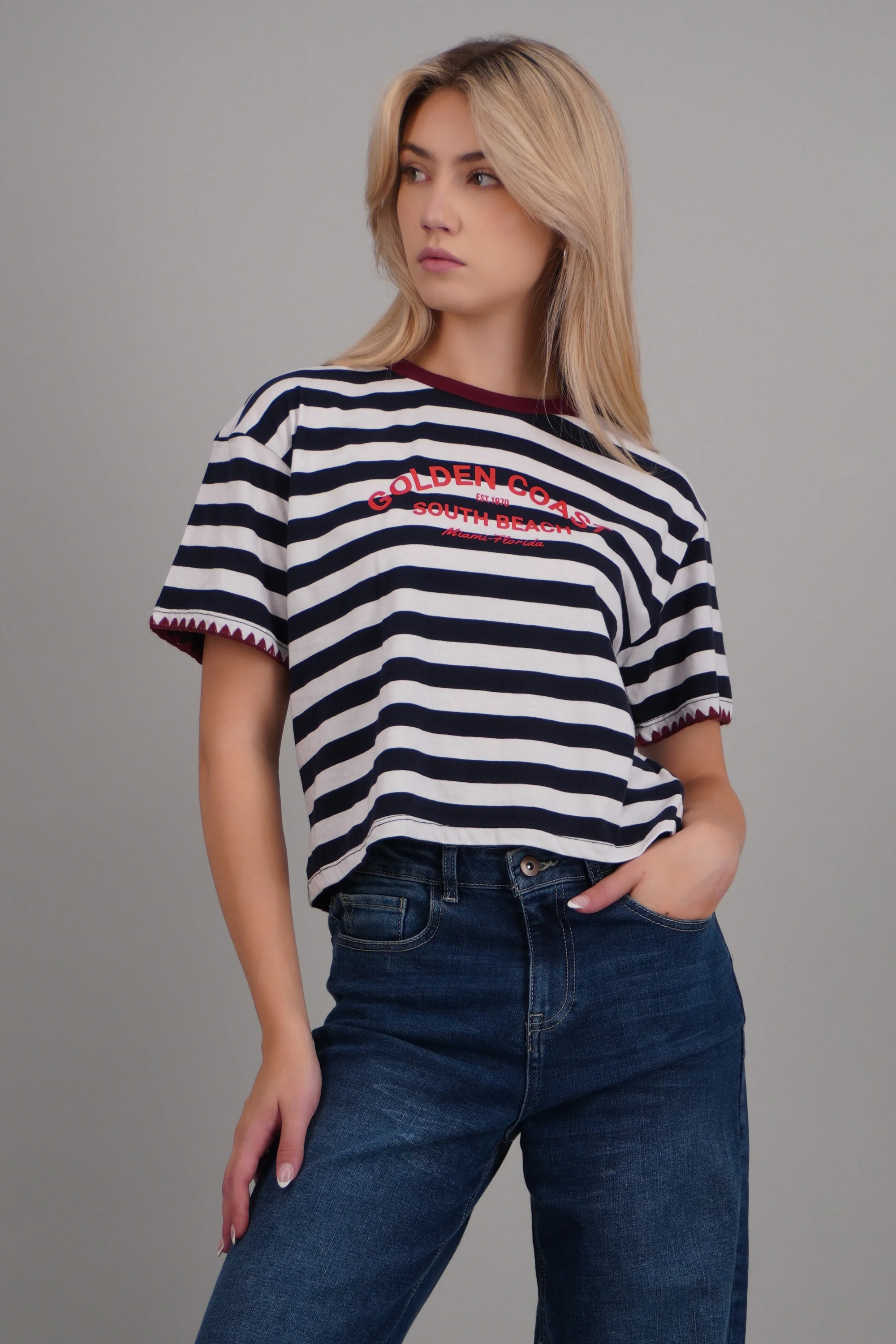 Playera golden coast rayas detalle bordado - Image 2