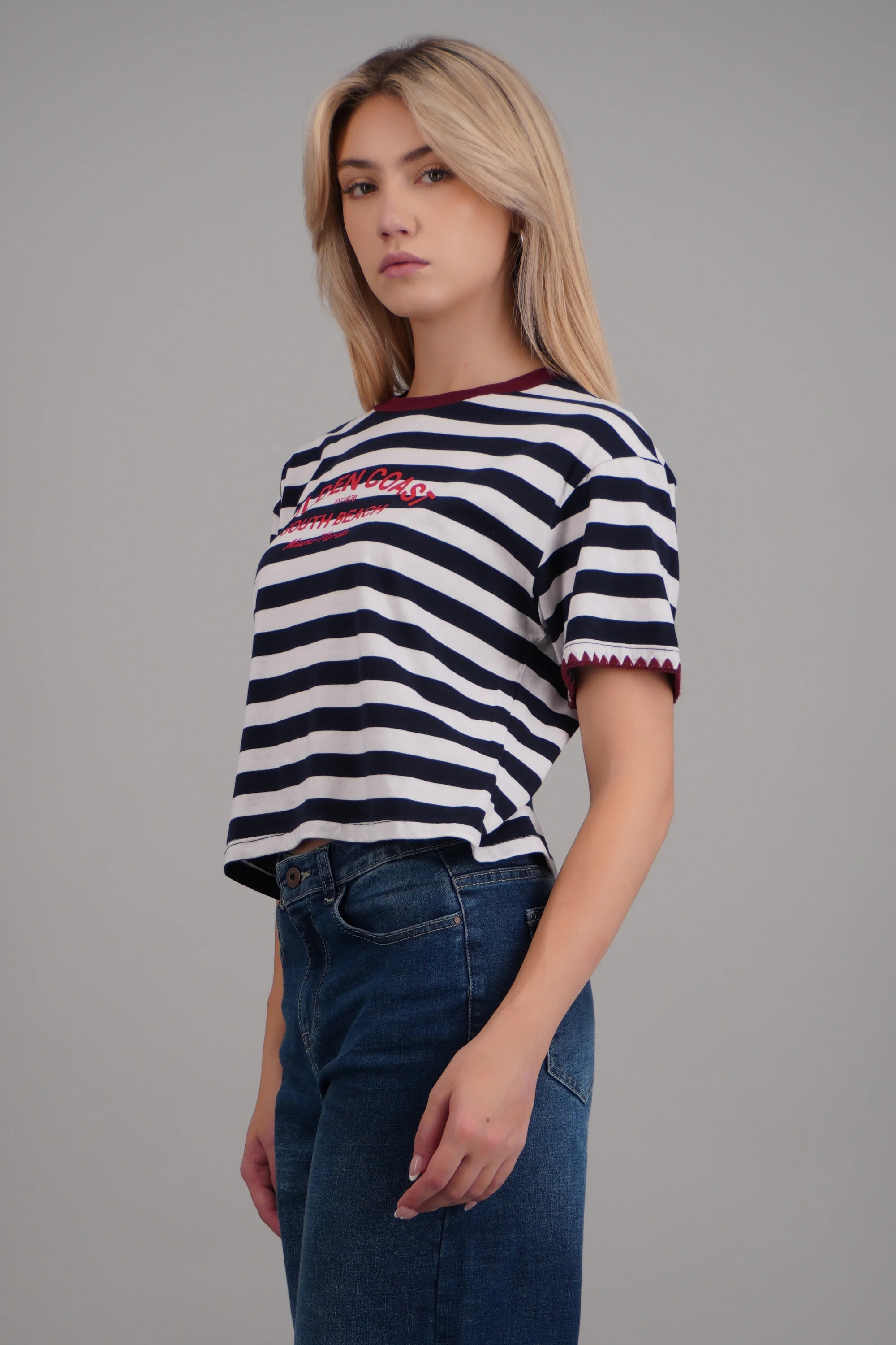 Playera golden coast rayas detalle bordado - Image 3