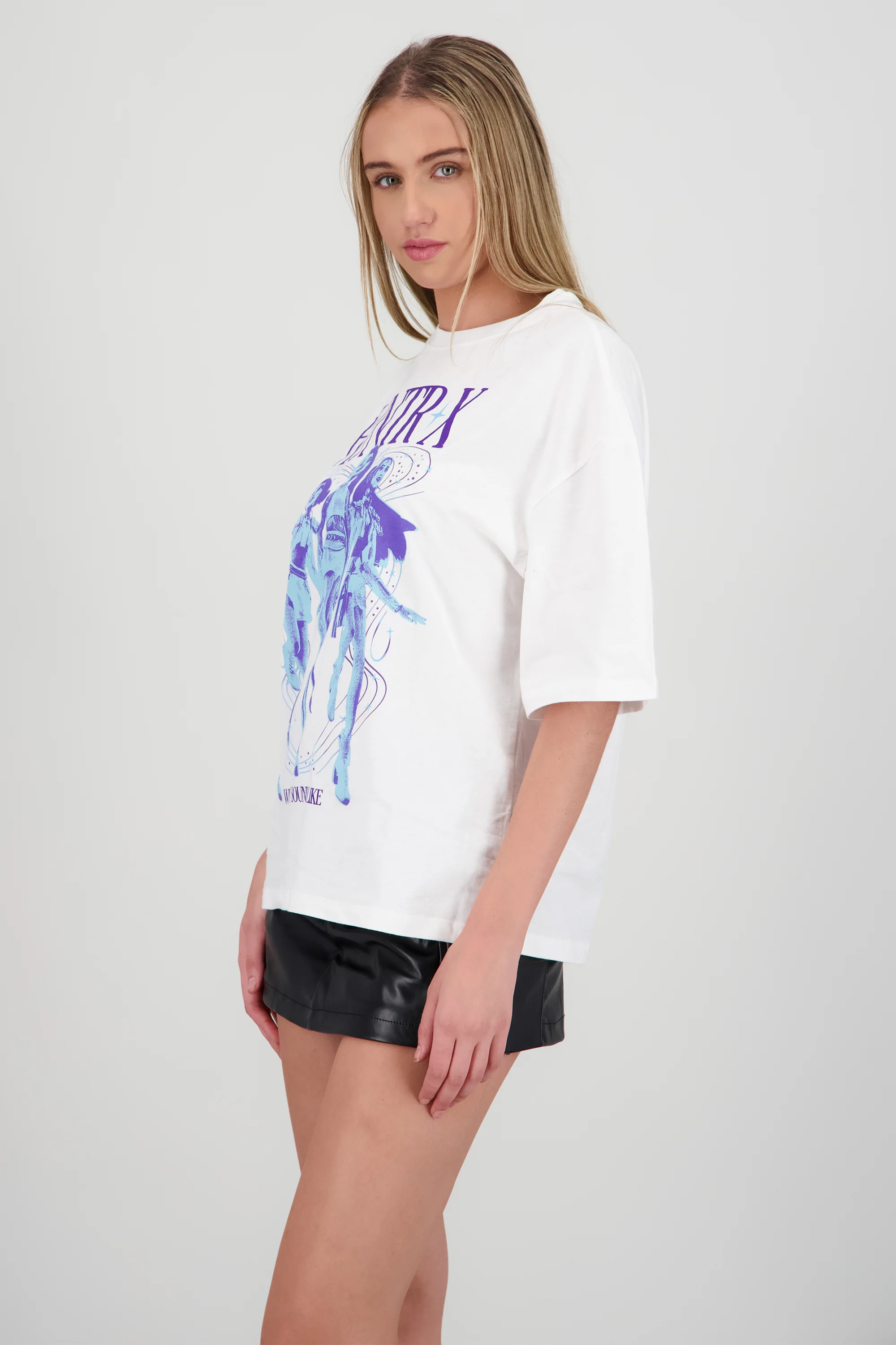 Playera huntrix k pop manga corta - Image 3