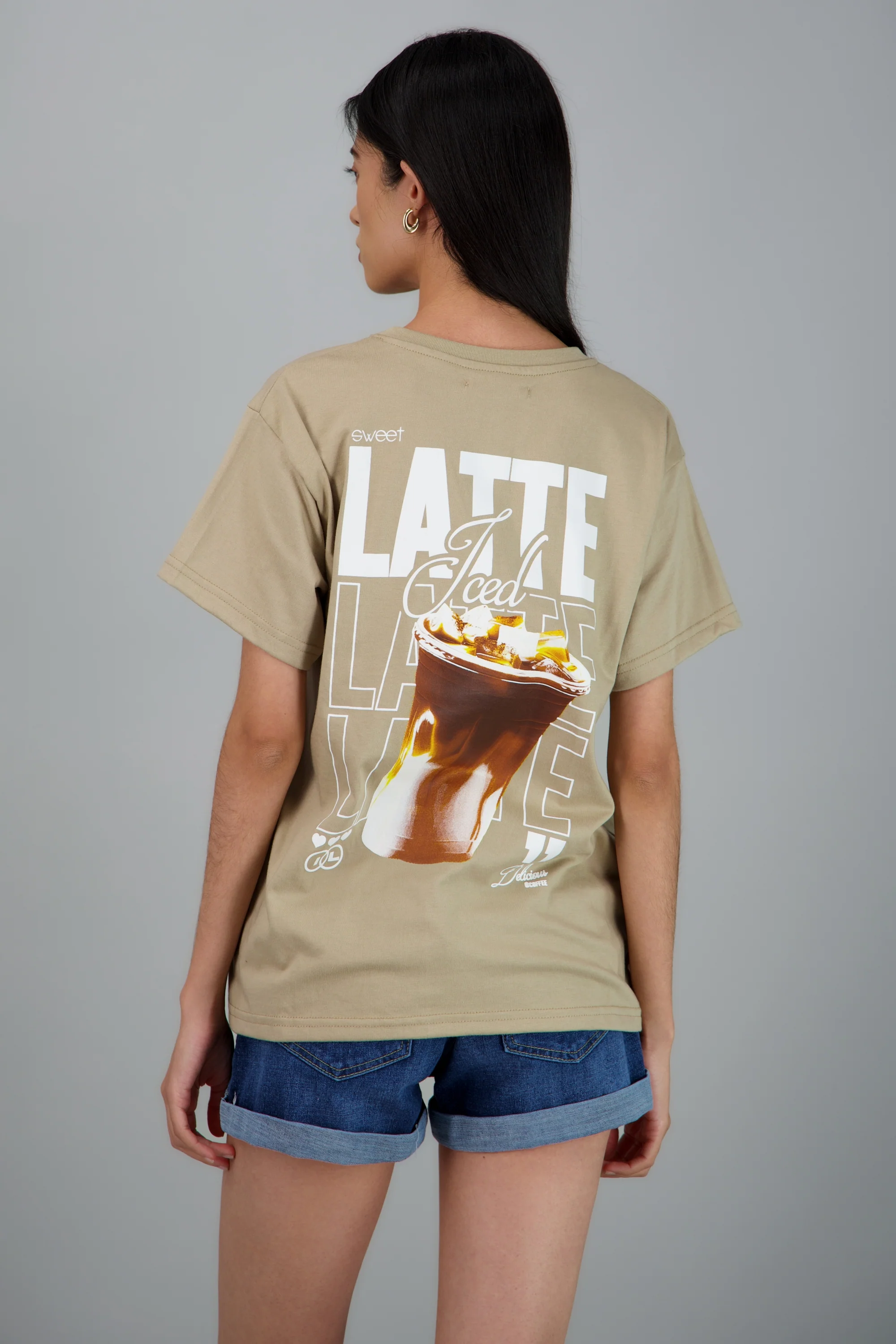 Playera manga corta estampado latte - Image 4
