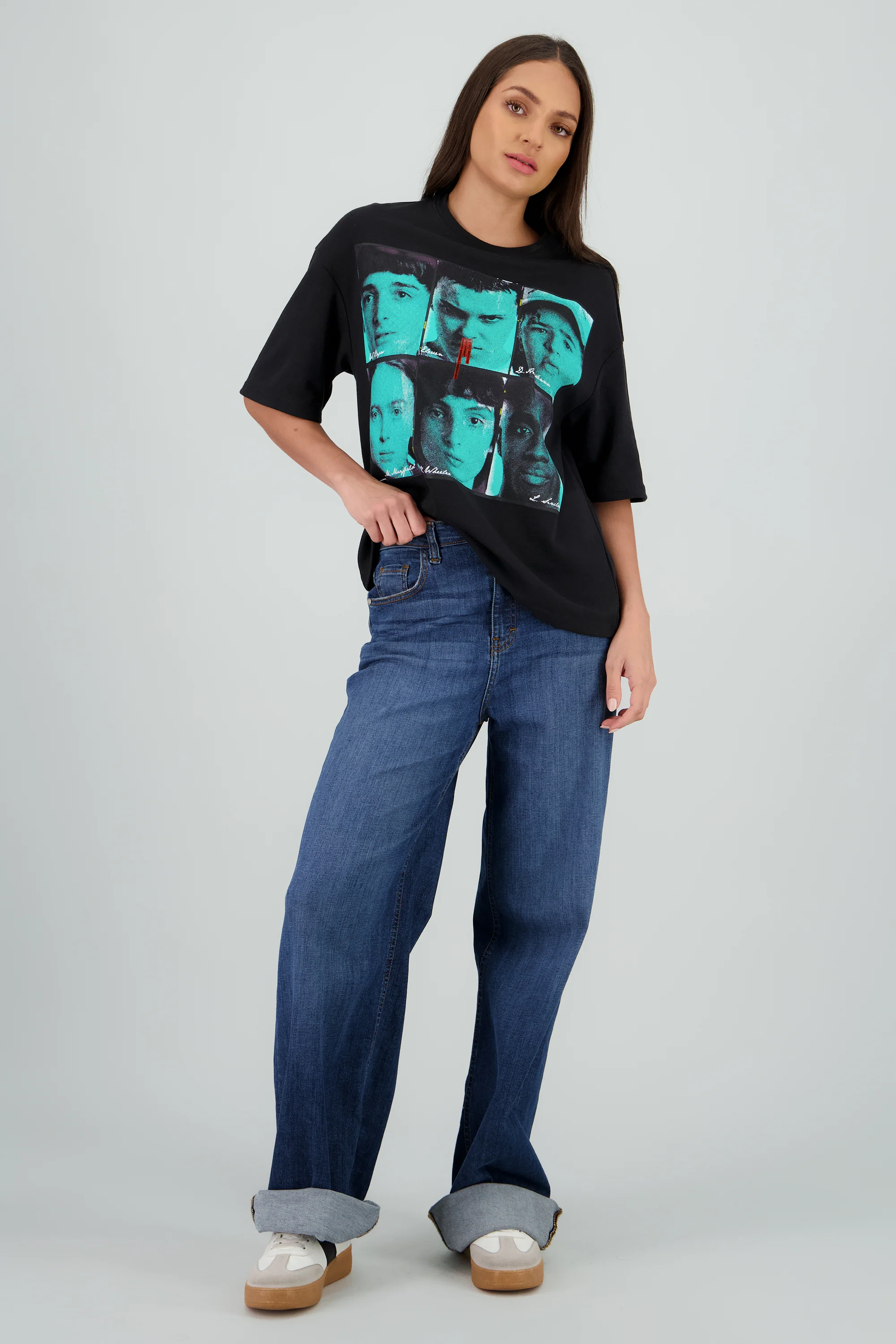 Playera over Stranger things caras - Image 2
