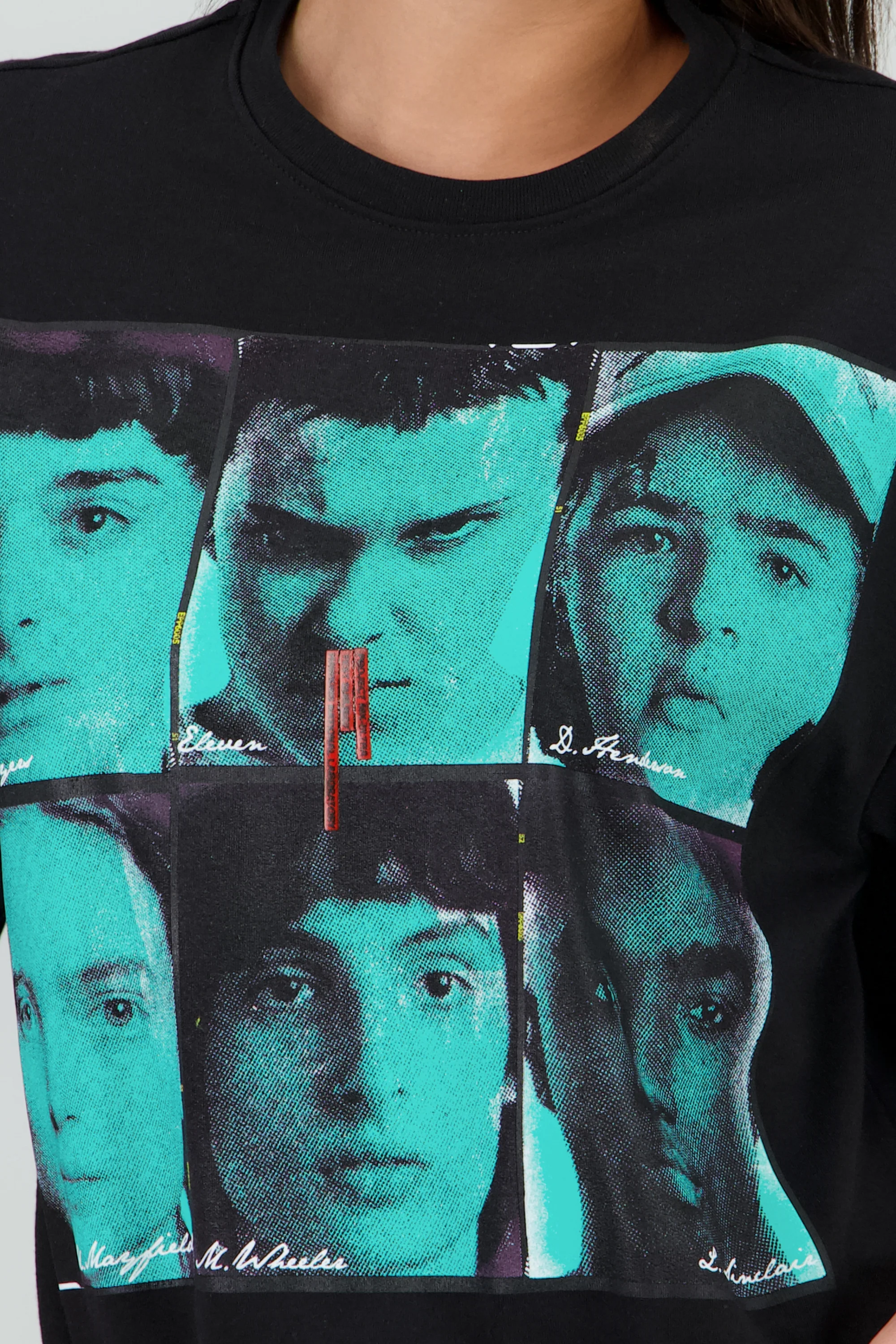 Playera over Stranger things caras - Image 6