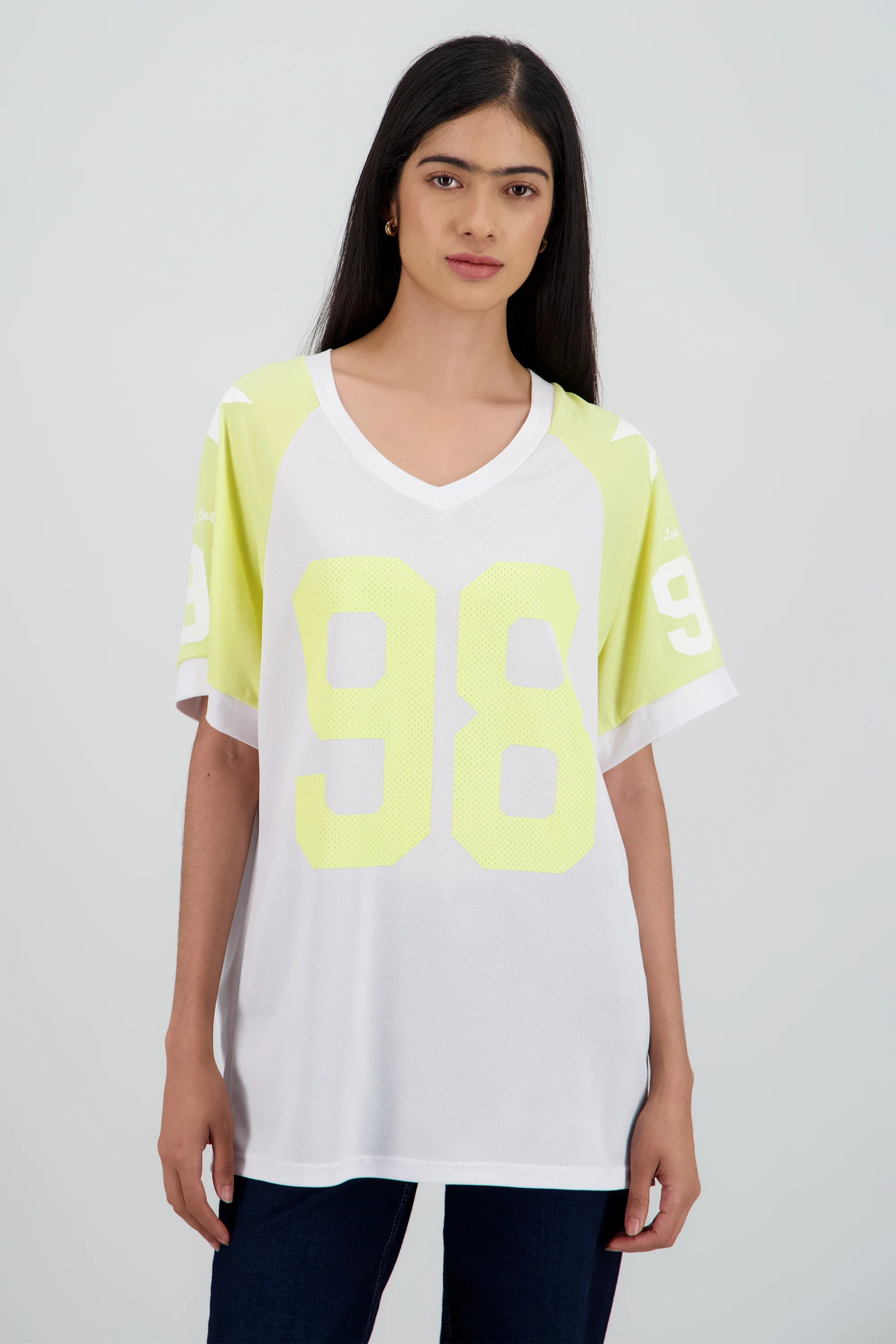 Playera oversized numero contraste