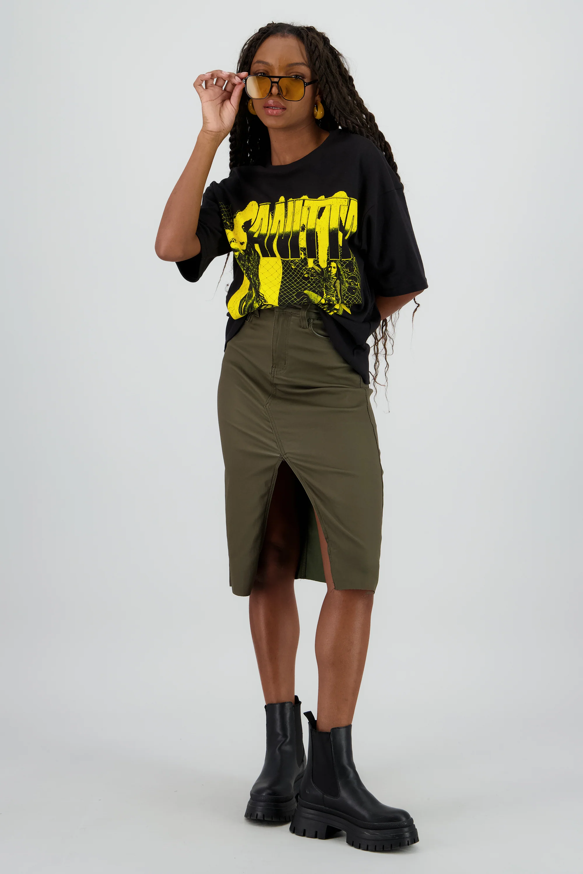 Playera overzised Anitta