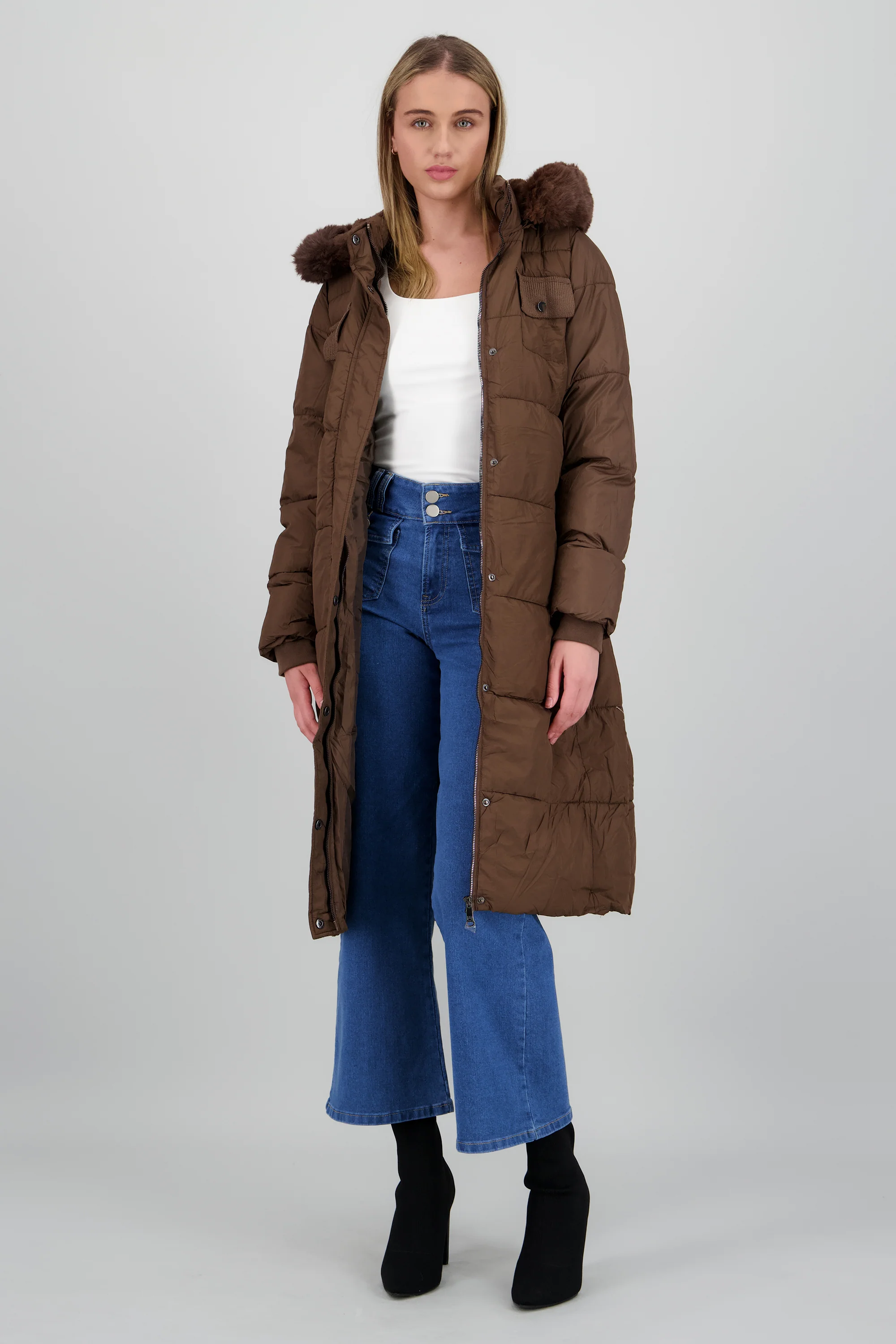 Puffer jareta con gorro