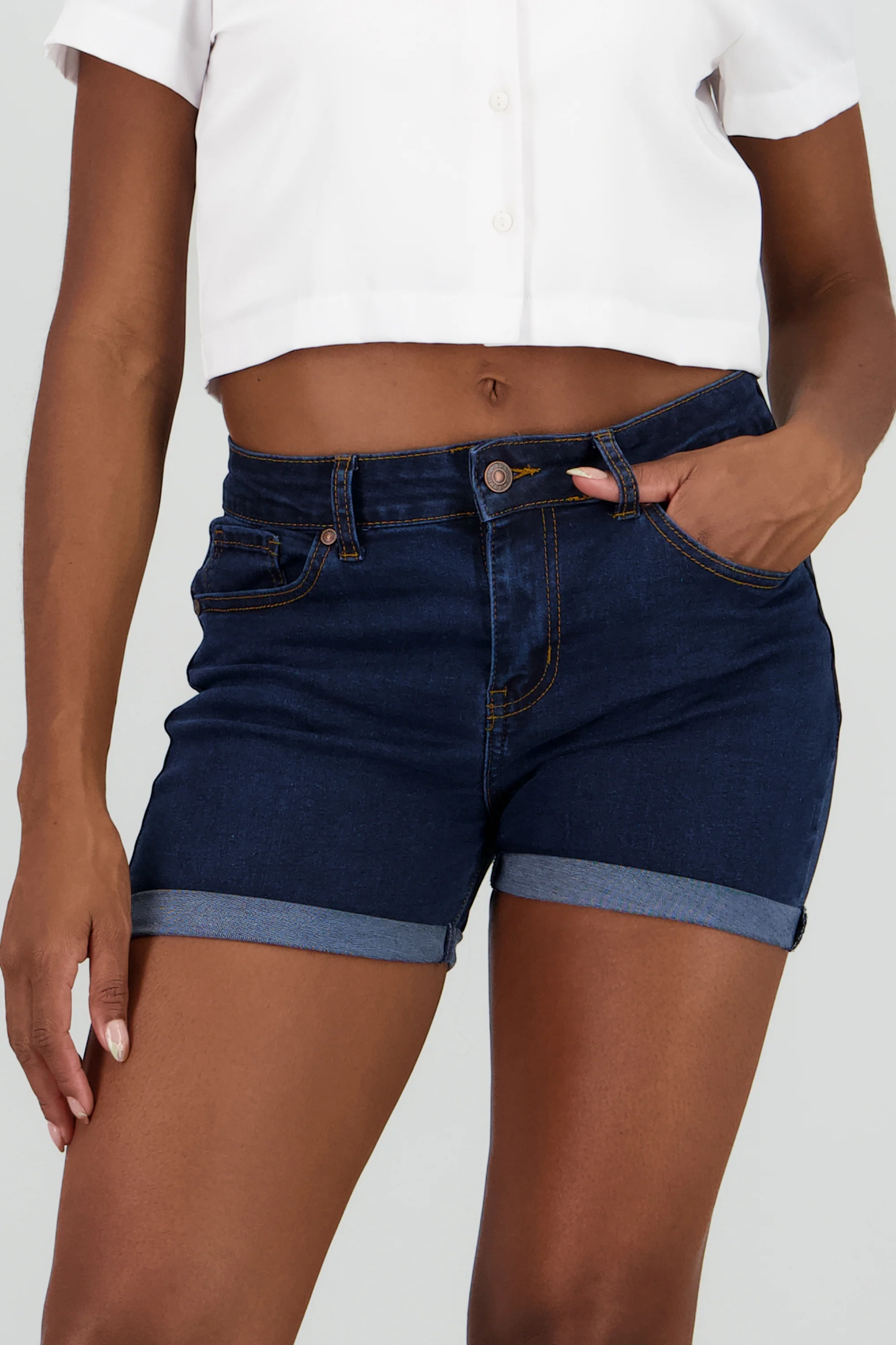 Short denim cinco bolsas con dobladillo - Image 5