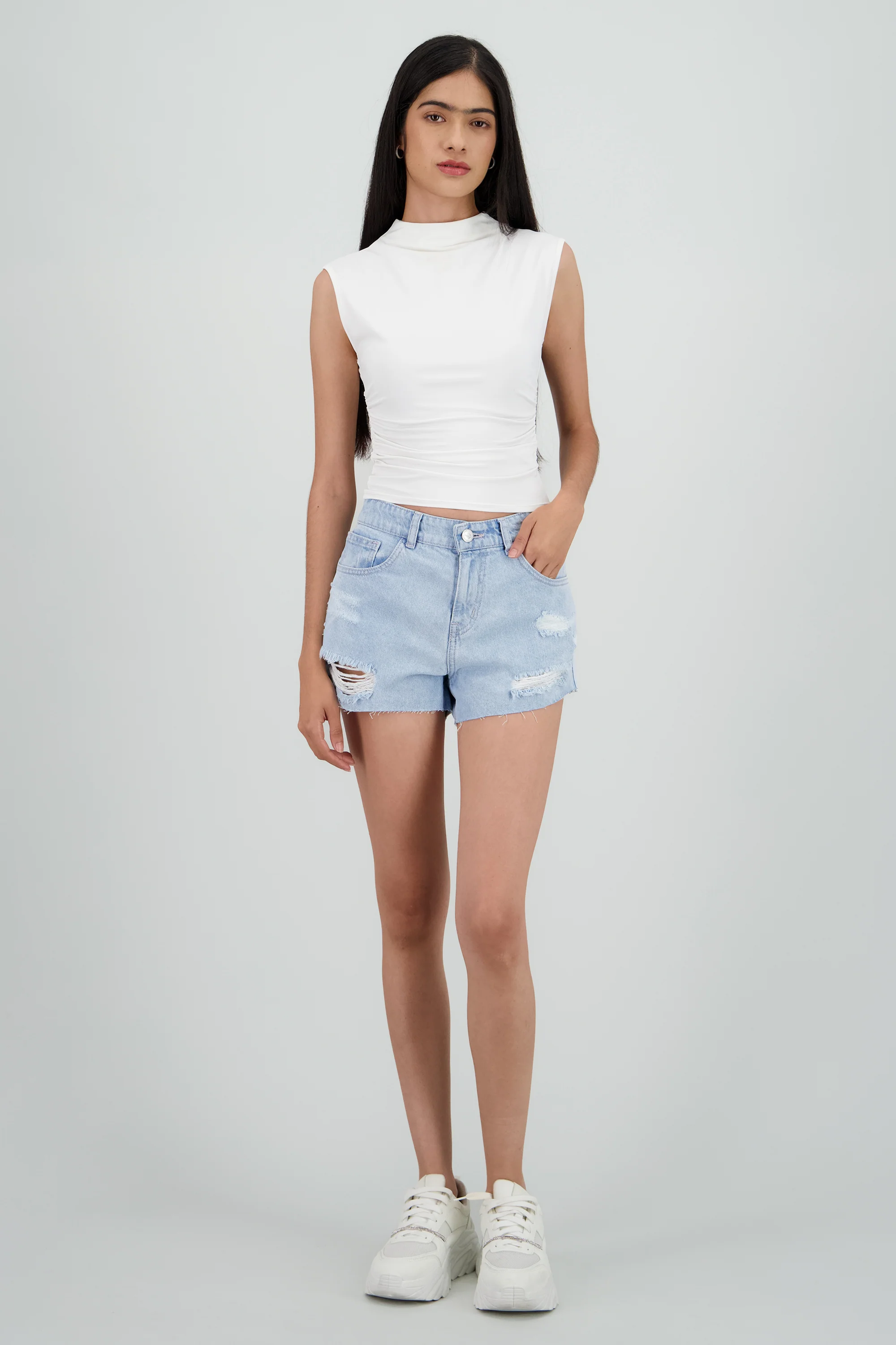 Short mini con destrucción