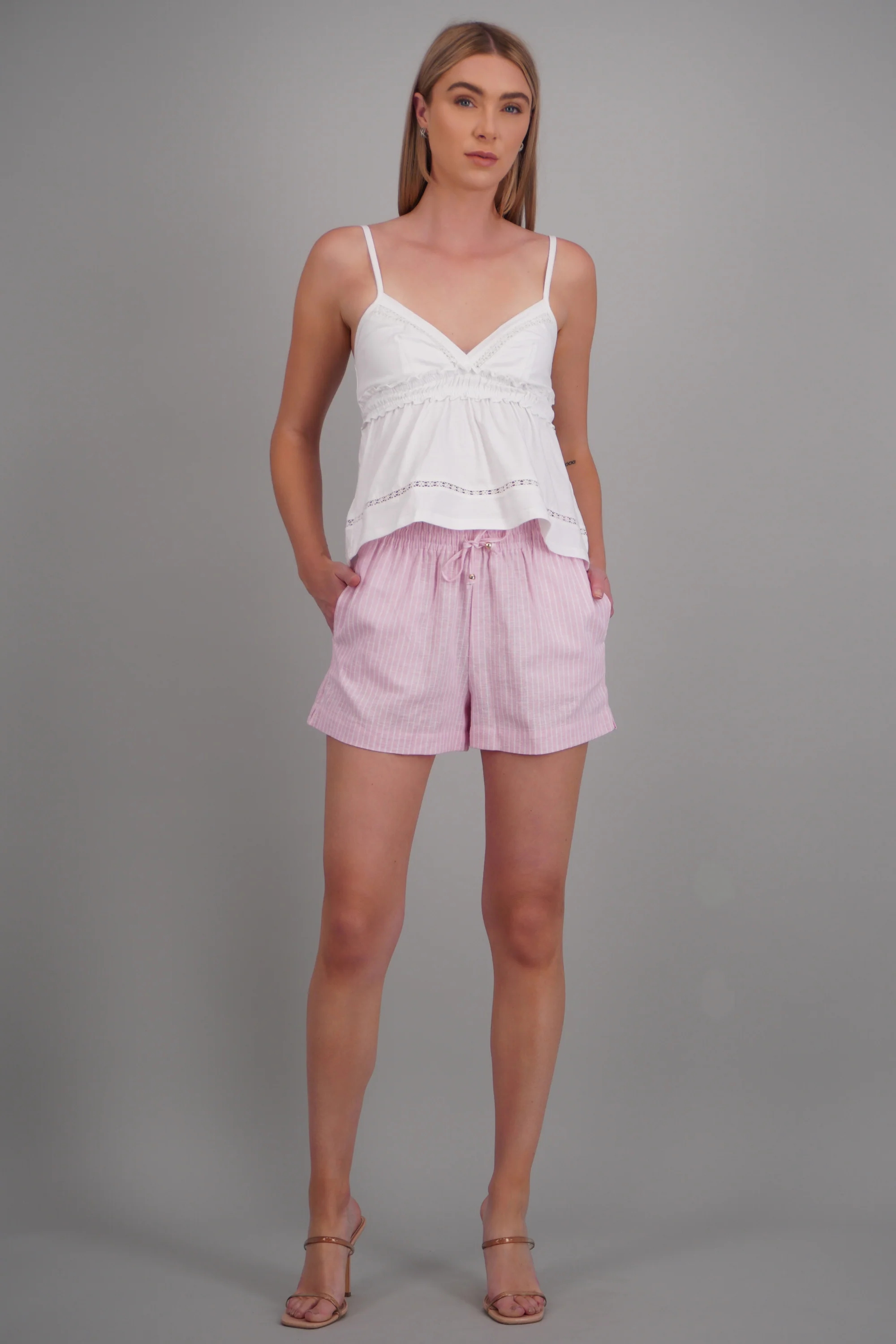 Shorts de lino rayas con resorte
