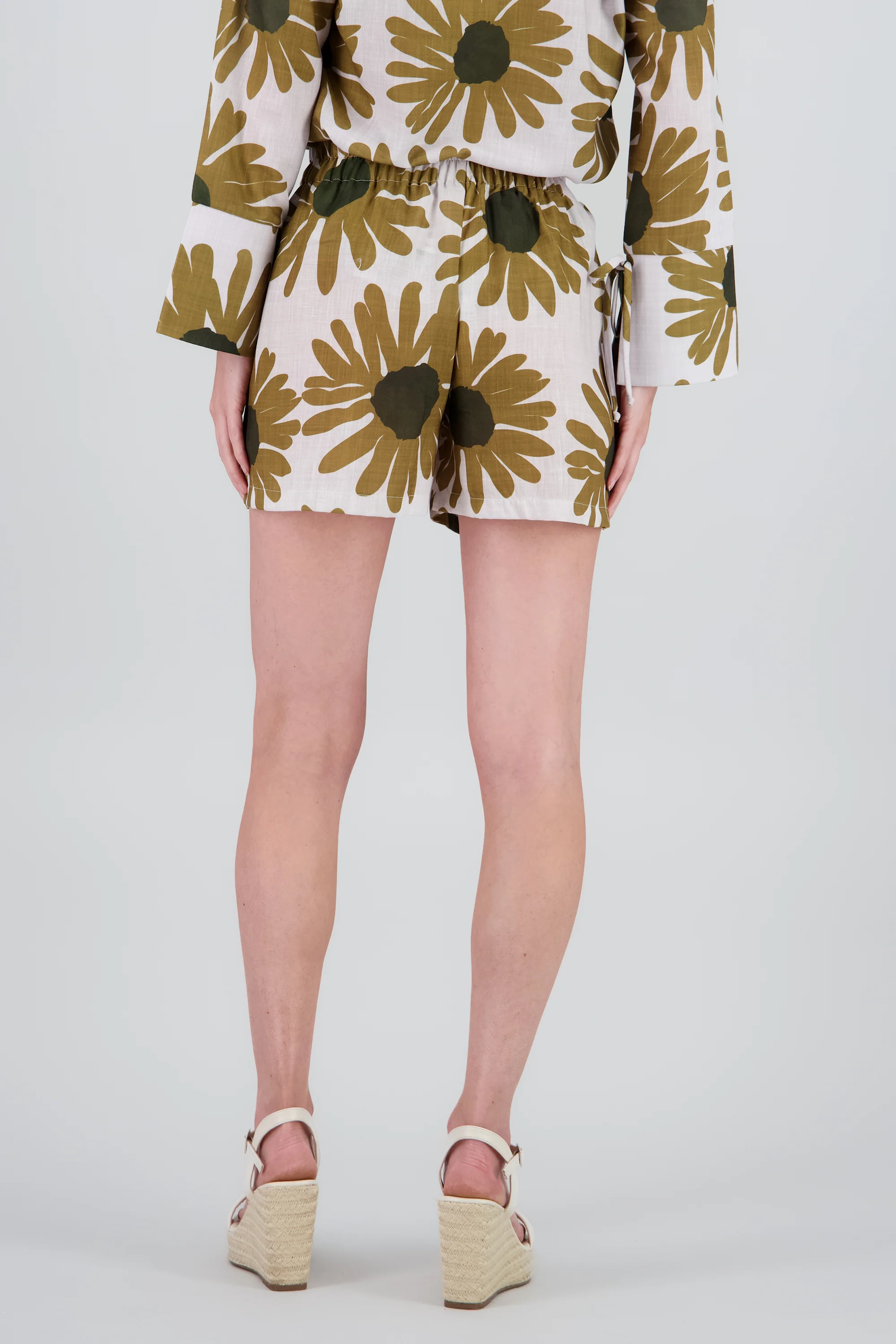 Shorts flores maxi - Image 4
