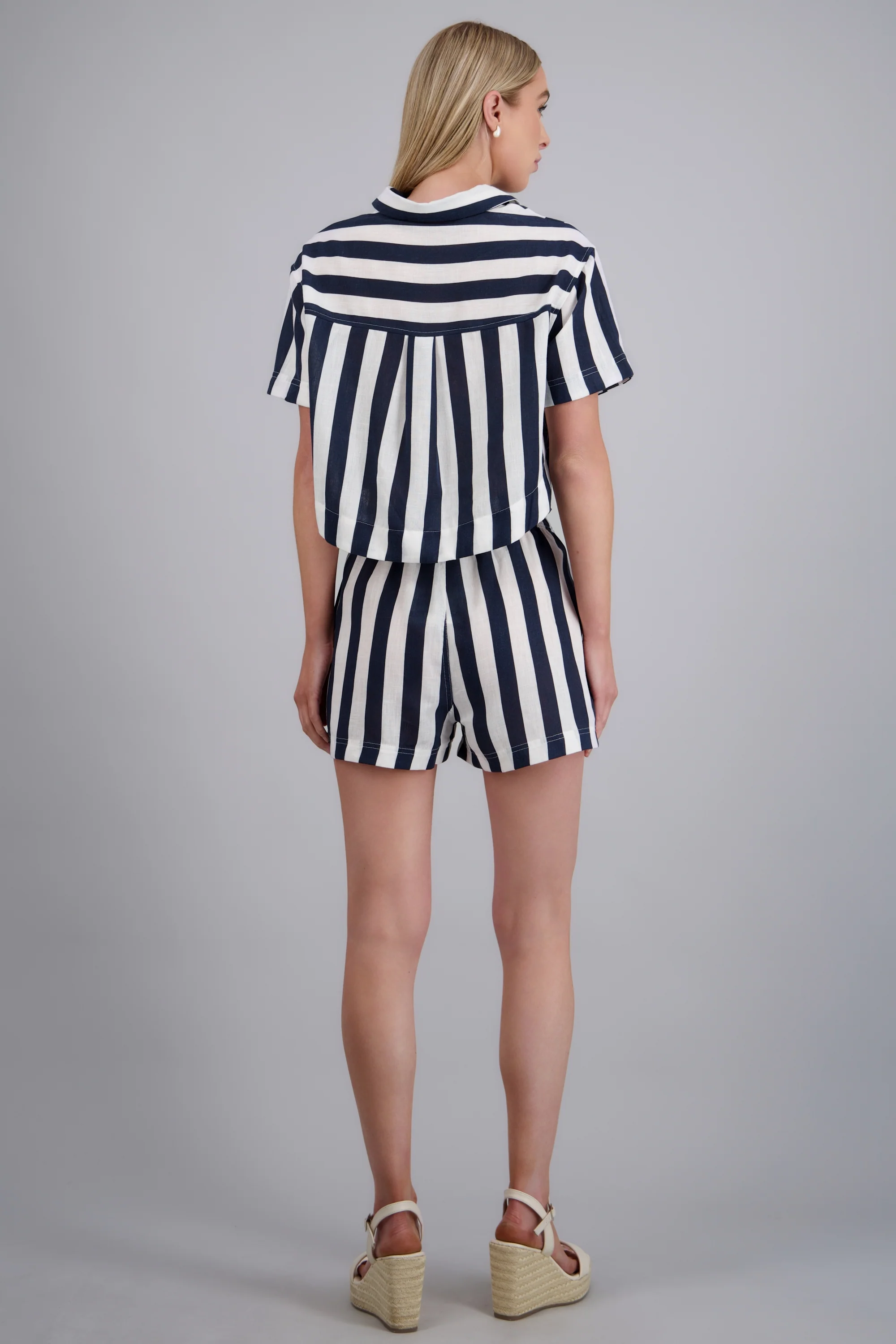 Shorts ligeros rayas - Image 4