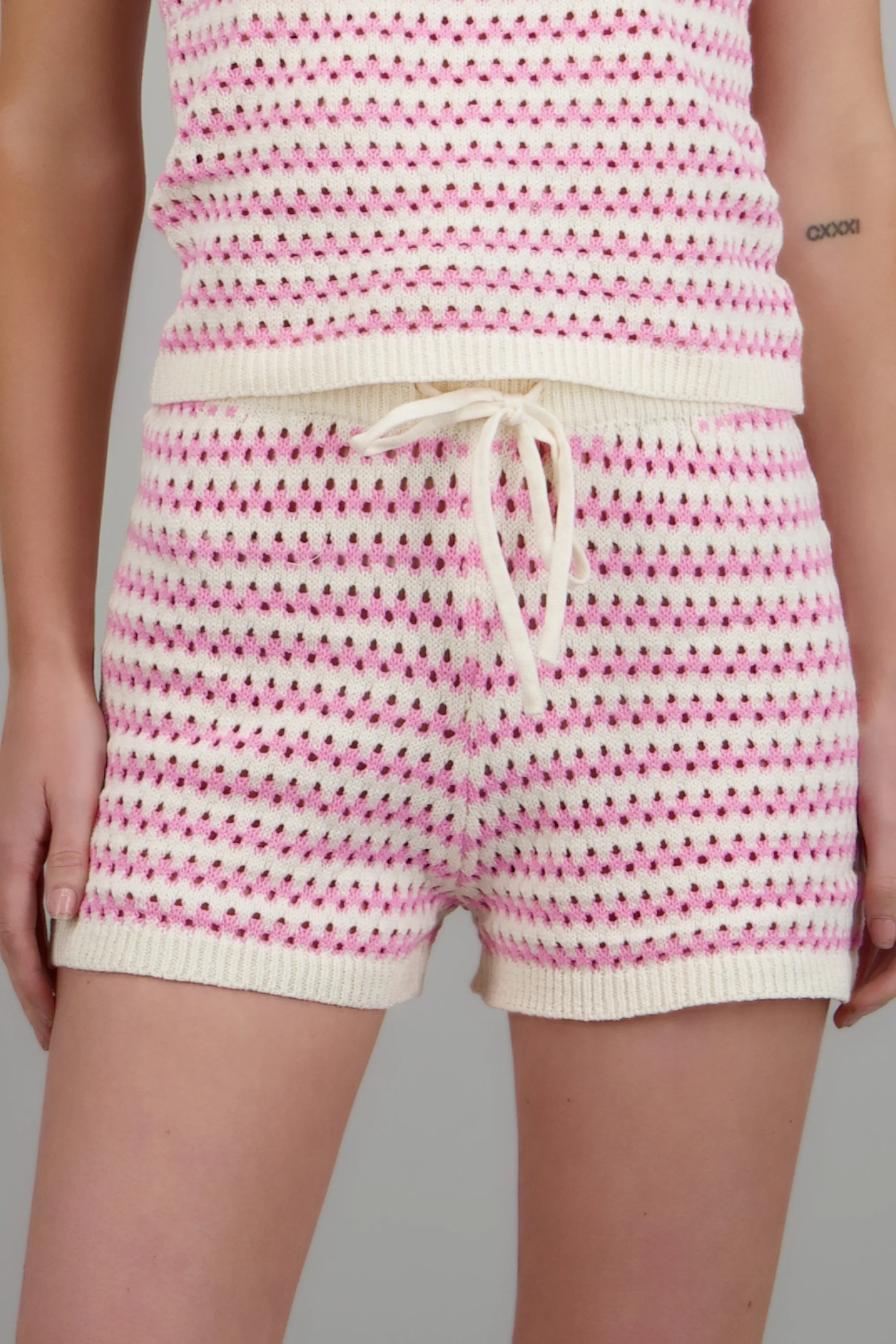 Shorts lineas en tejido - Image 5