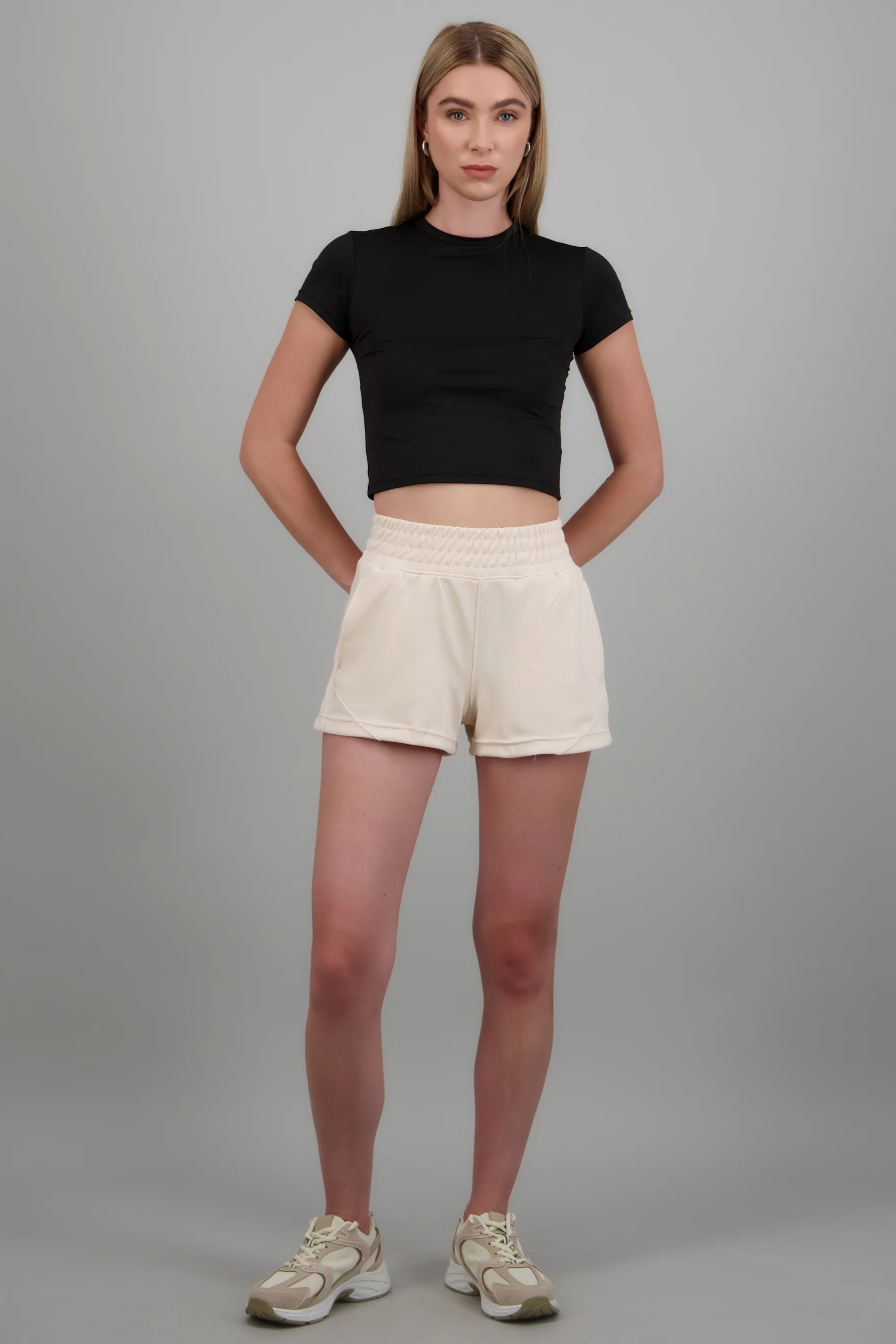 Shorts mini con resorte
