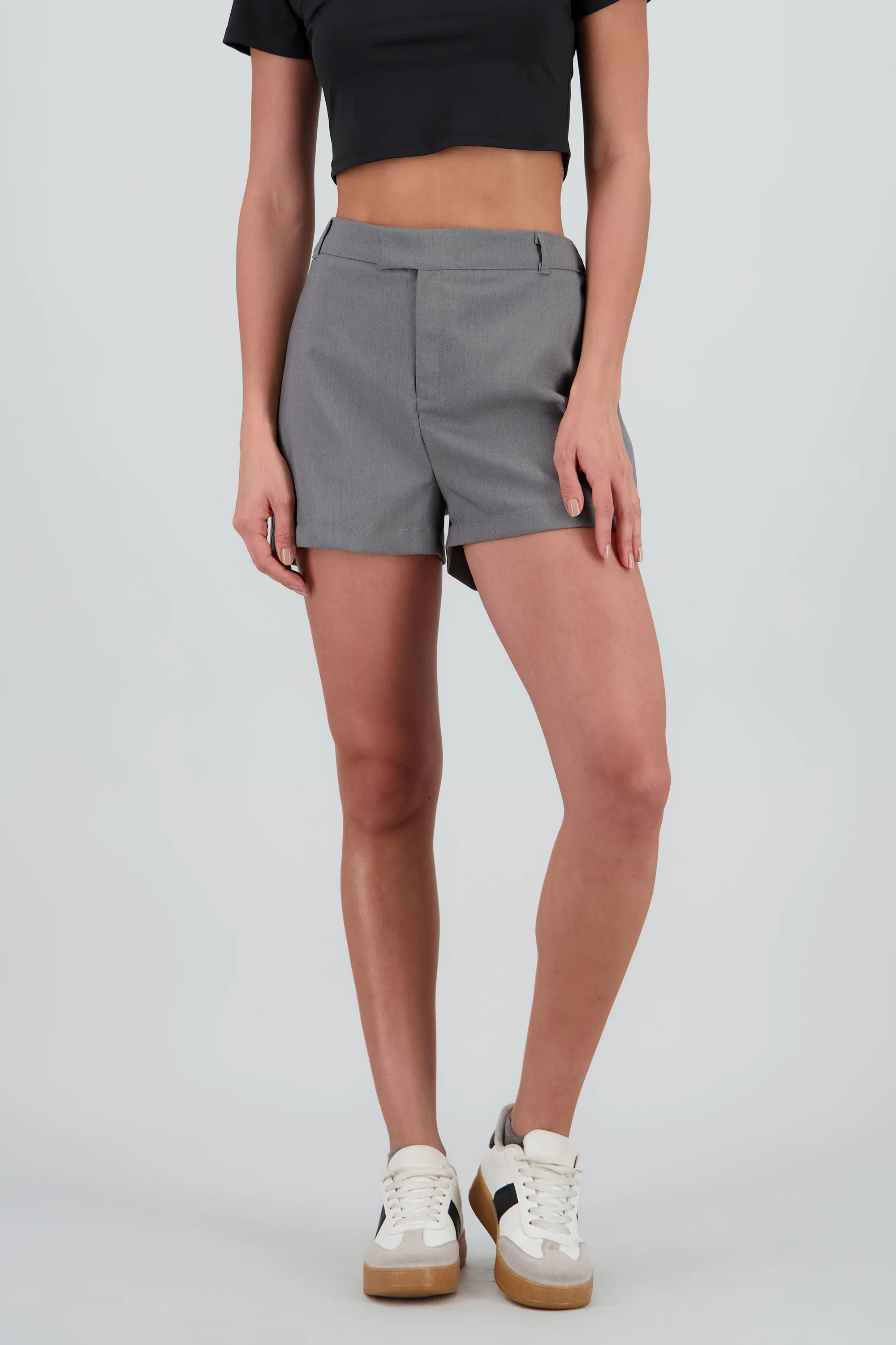 Shorts mini detalle pretina cruzada - Image 2