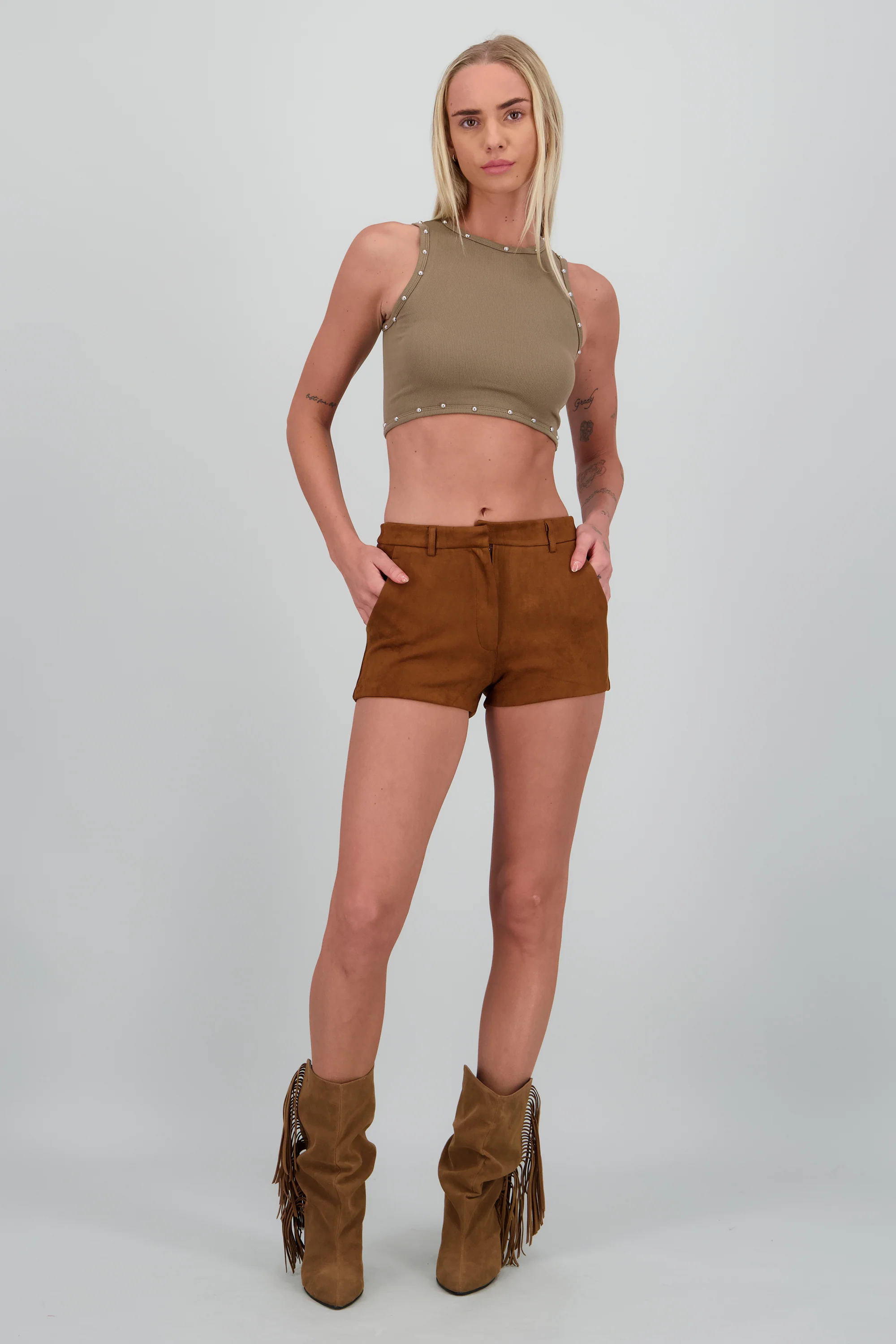Shorts suede liso