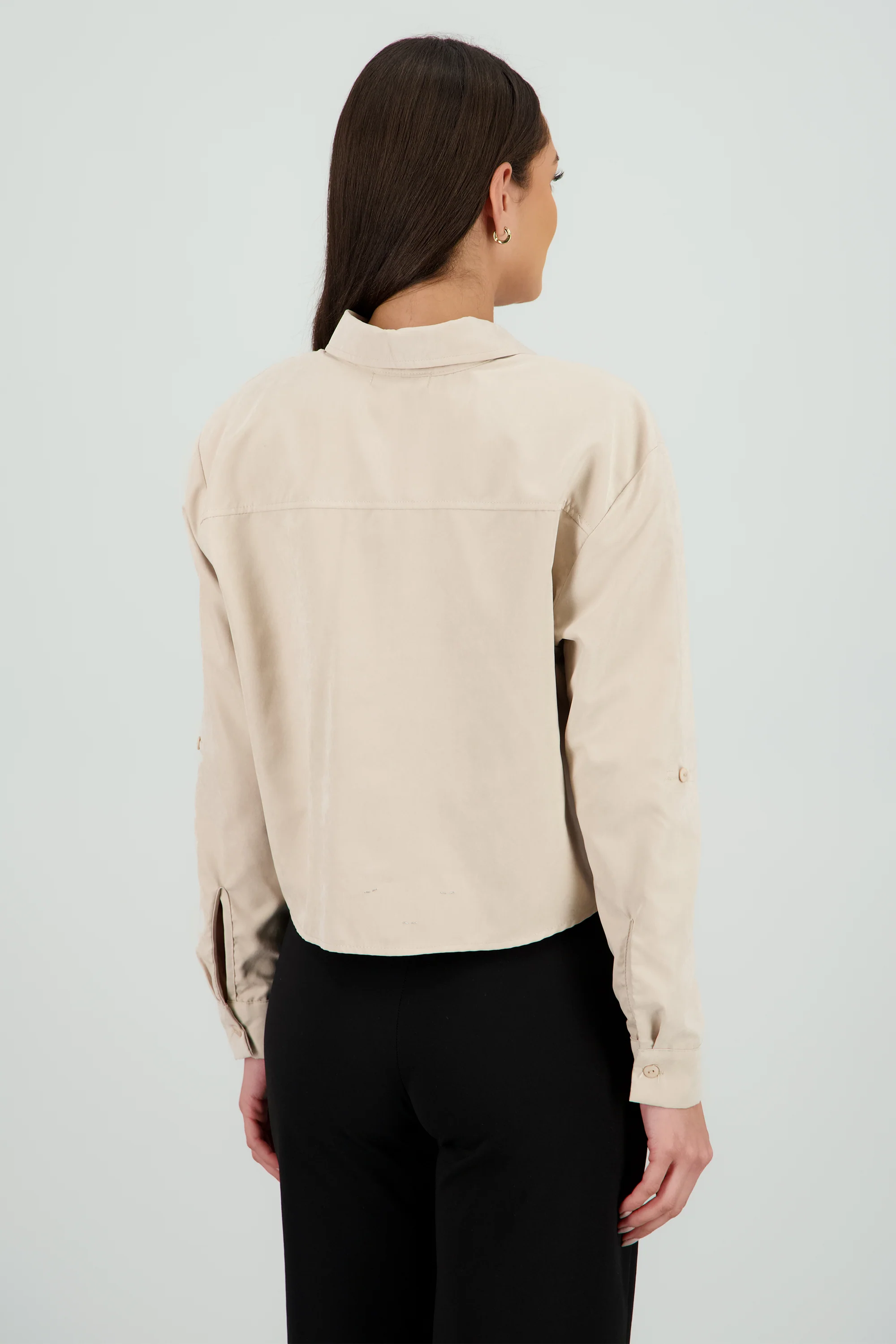 Sobrecamisa lisa cuello detalle suede - Image 4