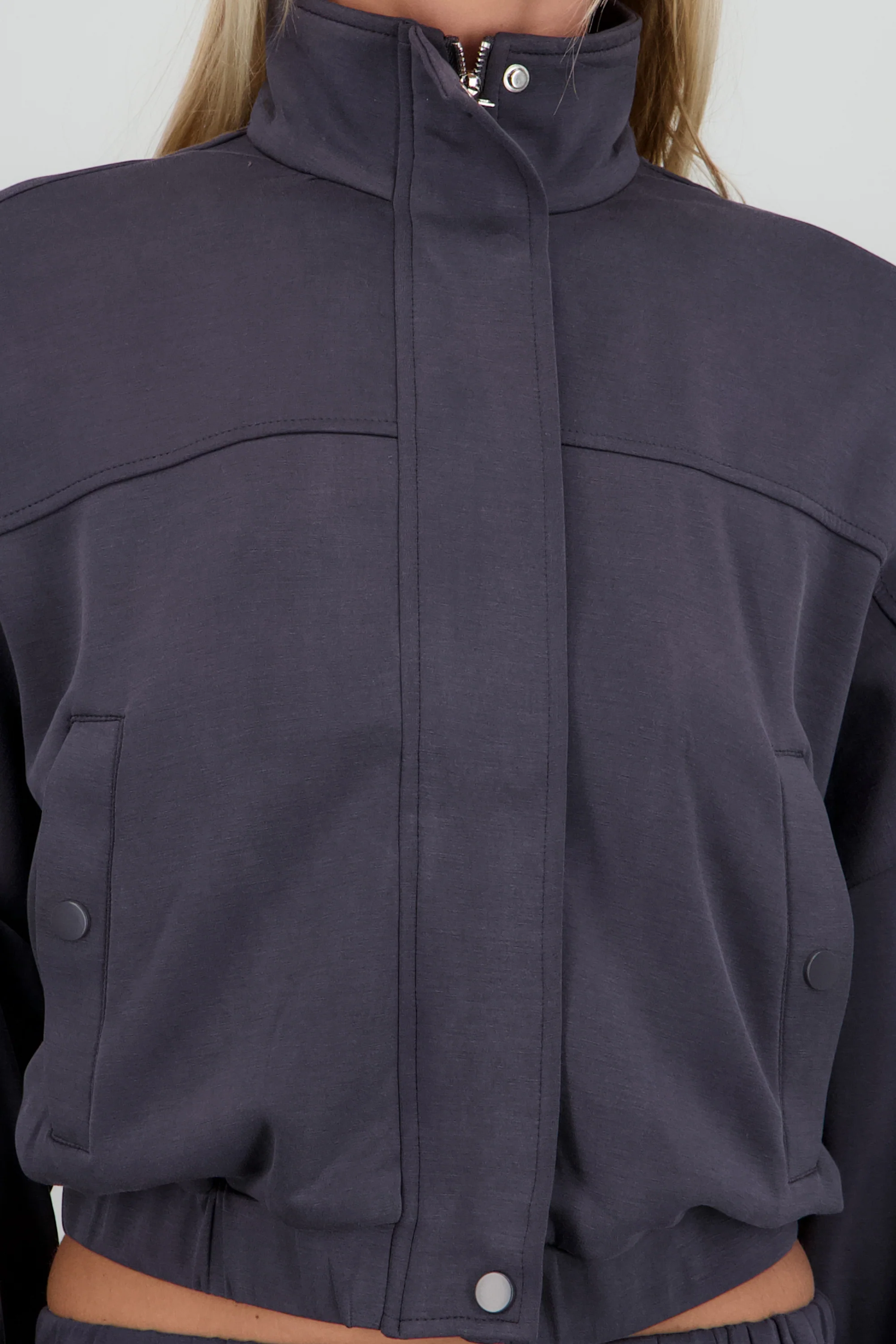 Sudadera con cierre y botones - Image 5