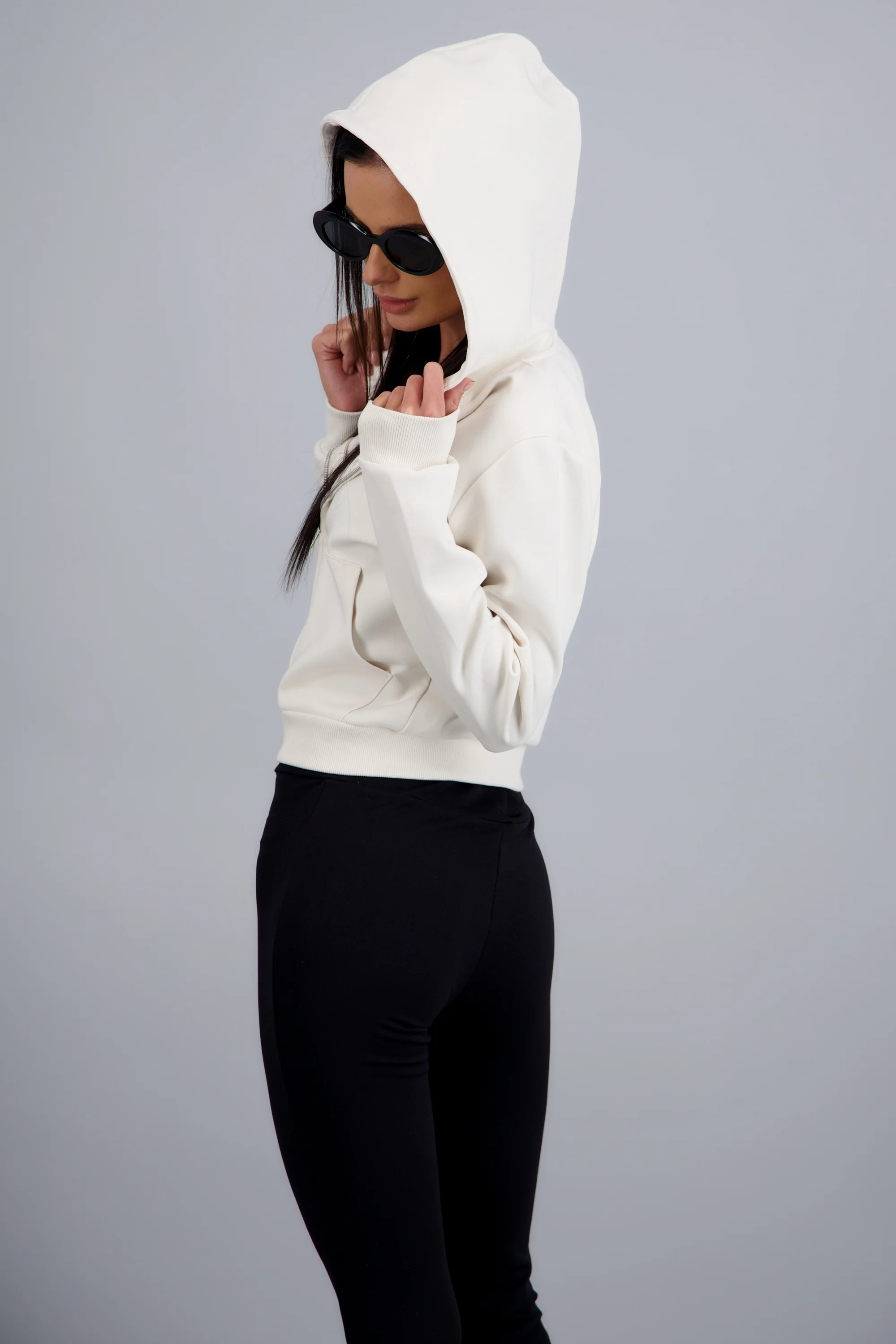 Sudadera con gorro - Image 3