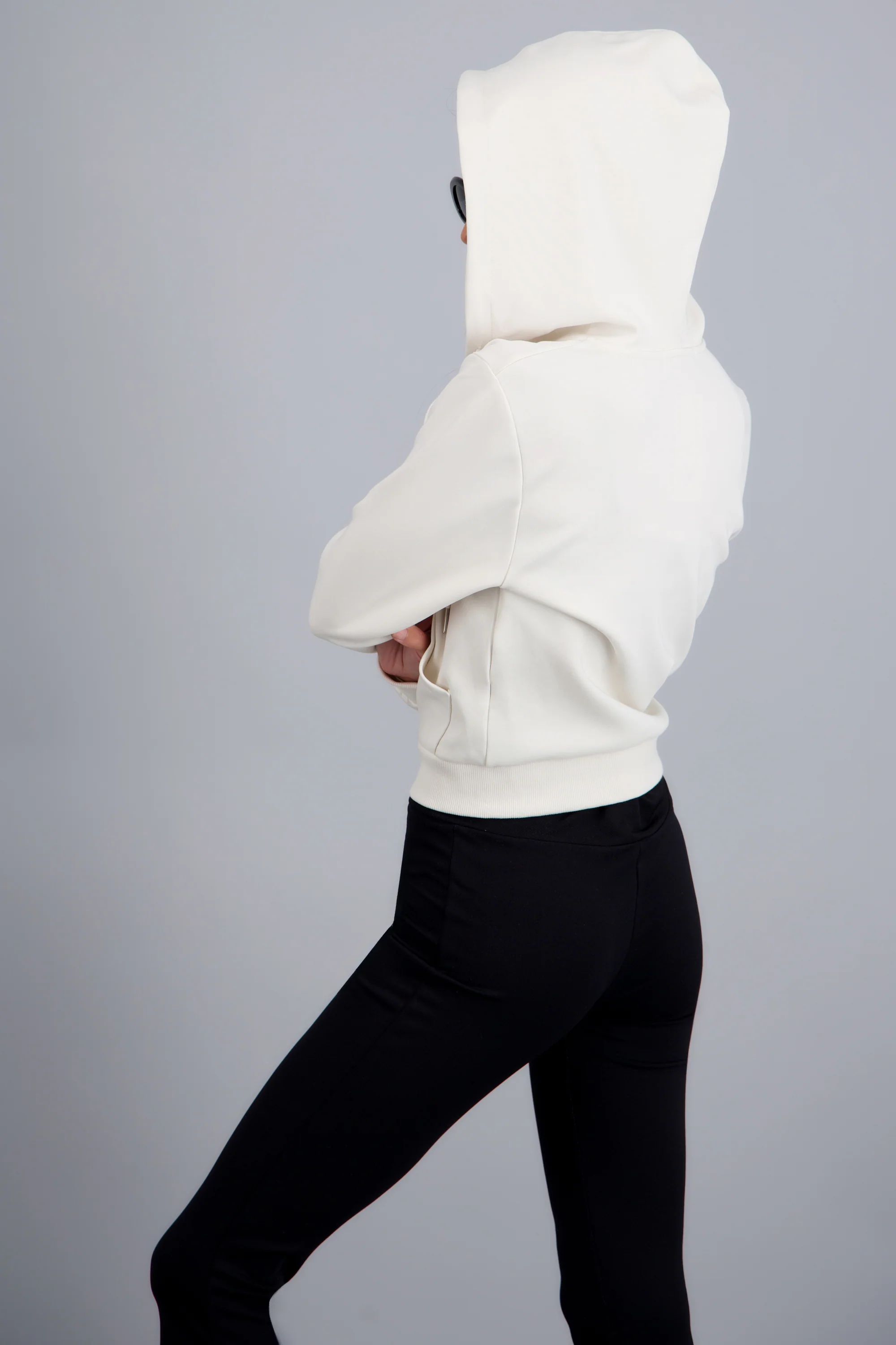 Sudadera con gorro - Image 4