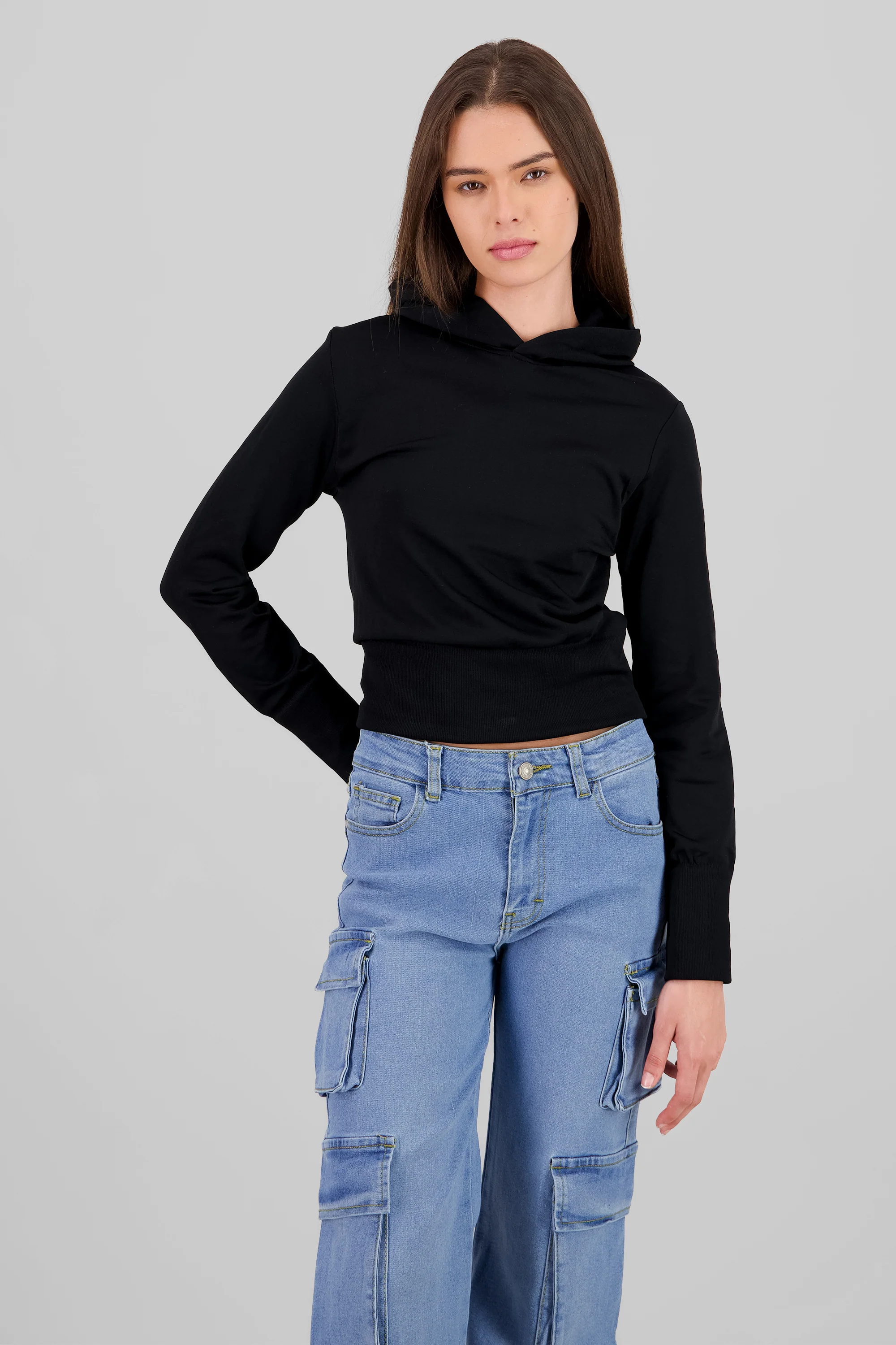 Sudadera corta con gorro - Image 2
