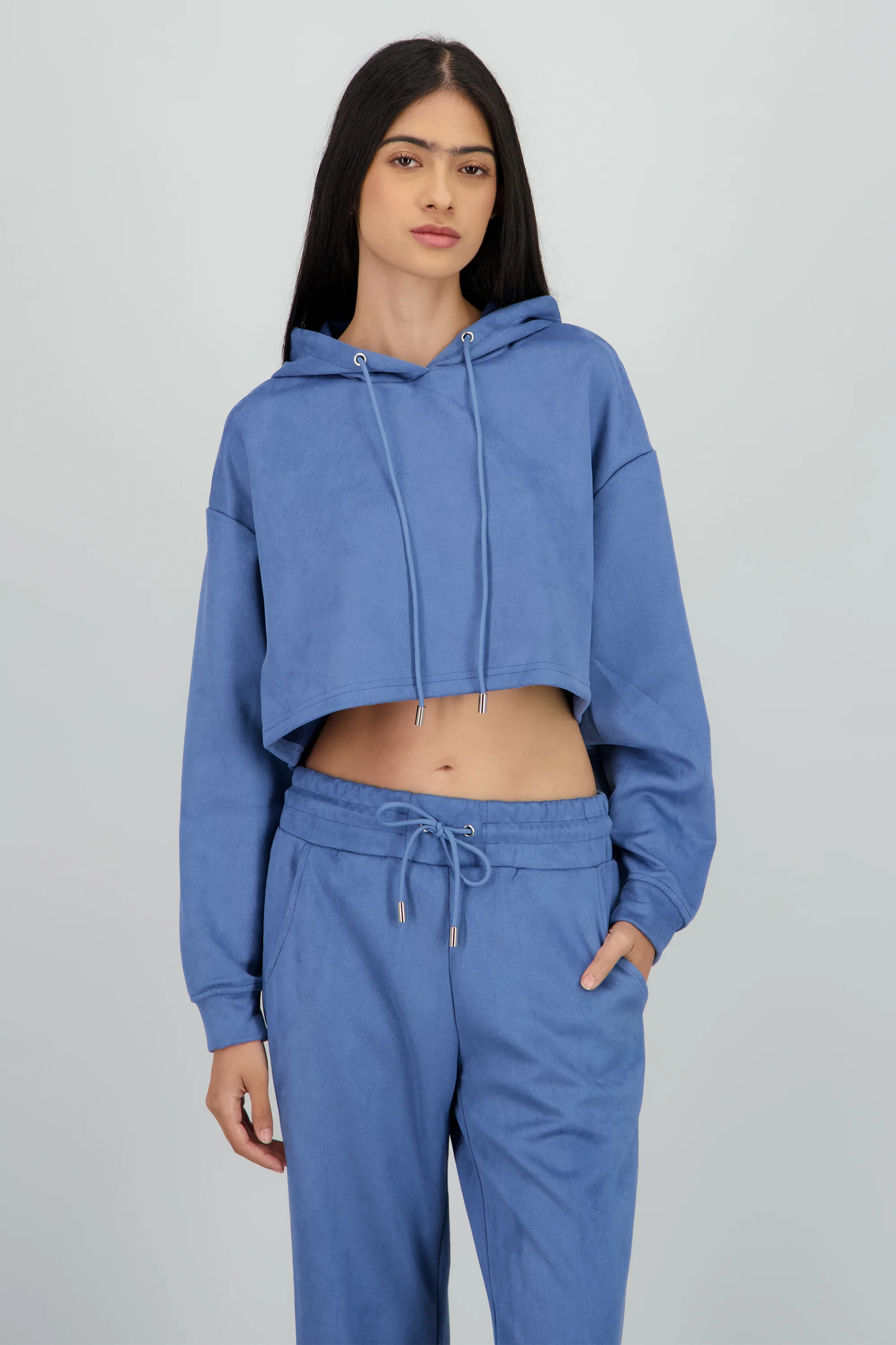 Sudadera crop detalle textura - Image 2