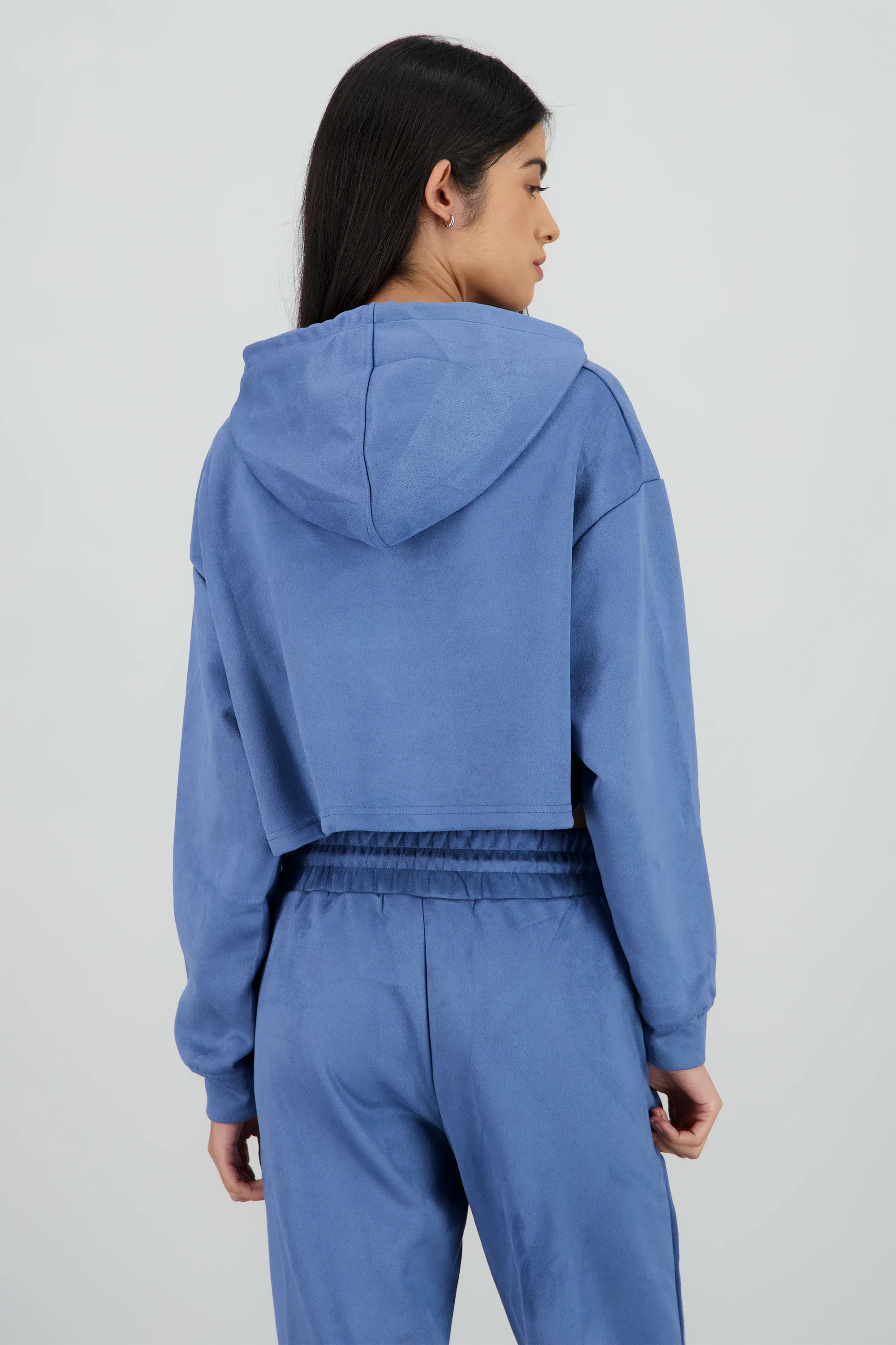 Sudadera crop detalle textura - Image 4