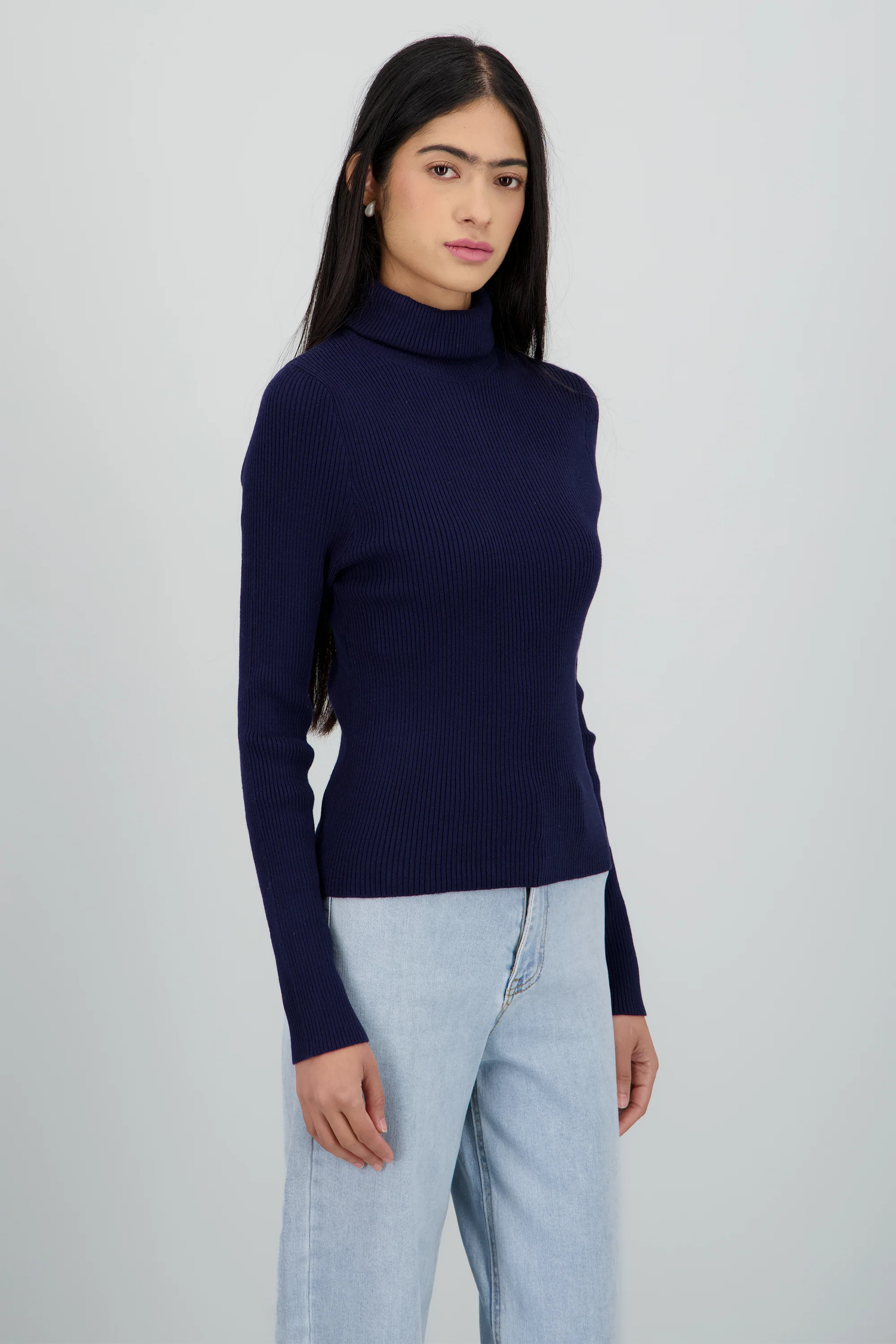 Sueter acanalado con cuello alto - Image 3